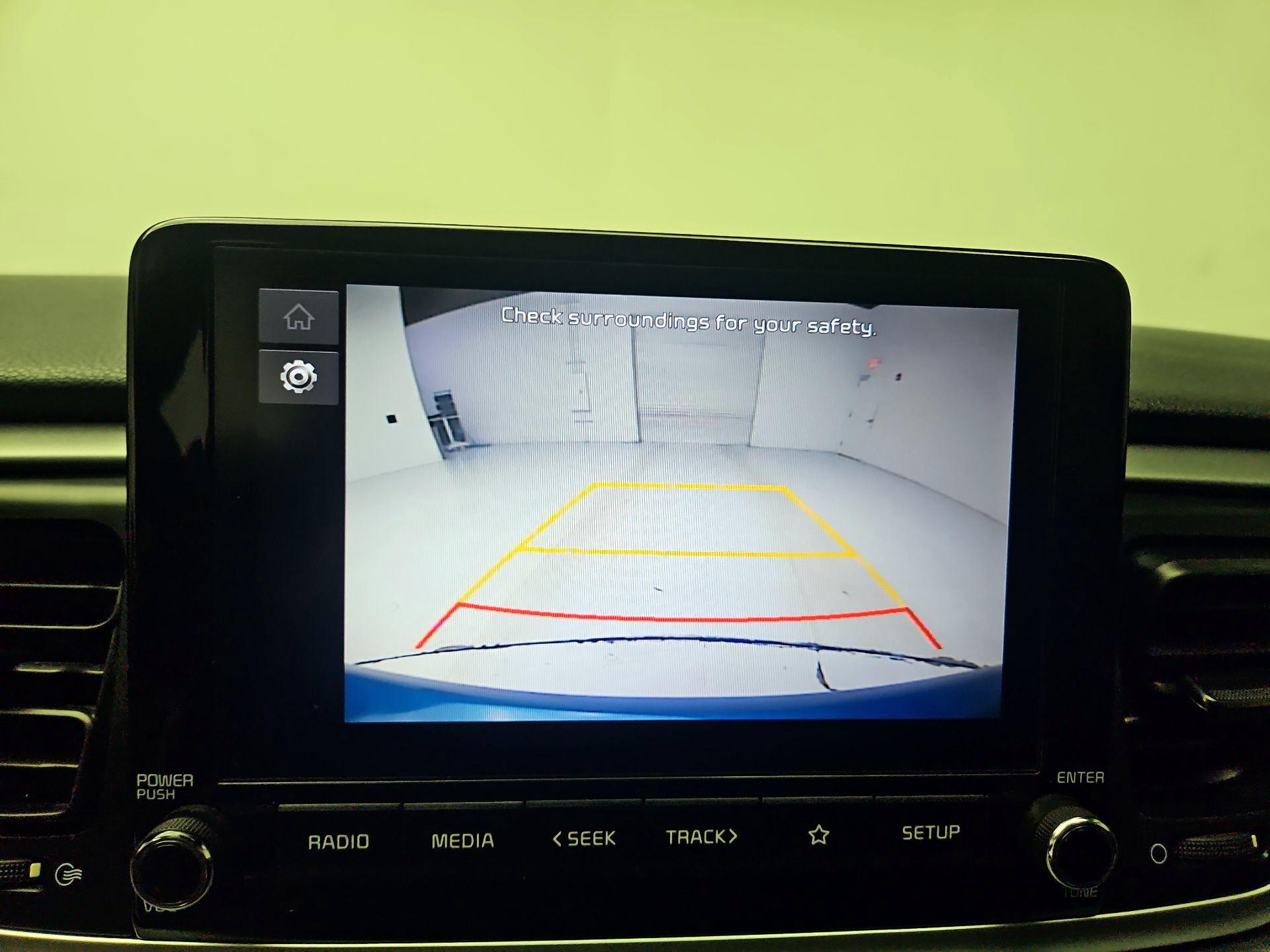 Thumbnail: 2022 Kia Rio - 14