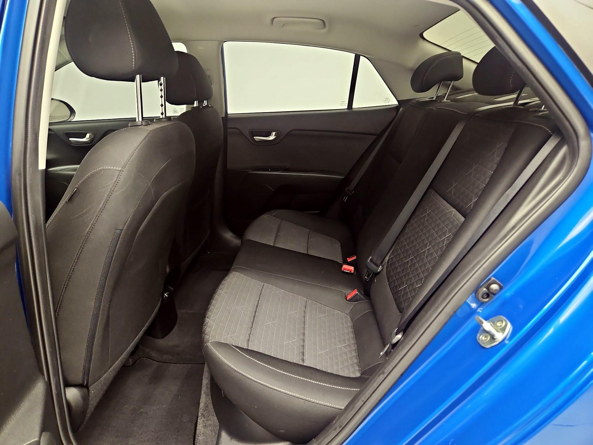 Thumbnail: 2022 Kia Rio - 19