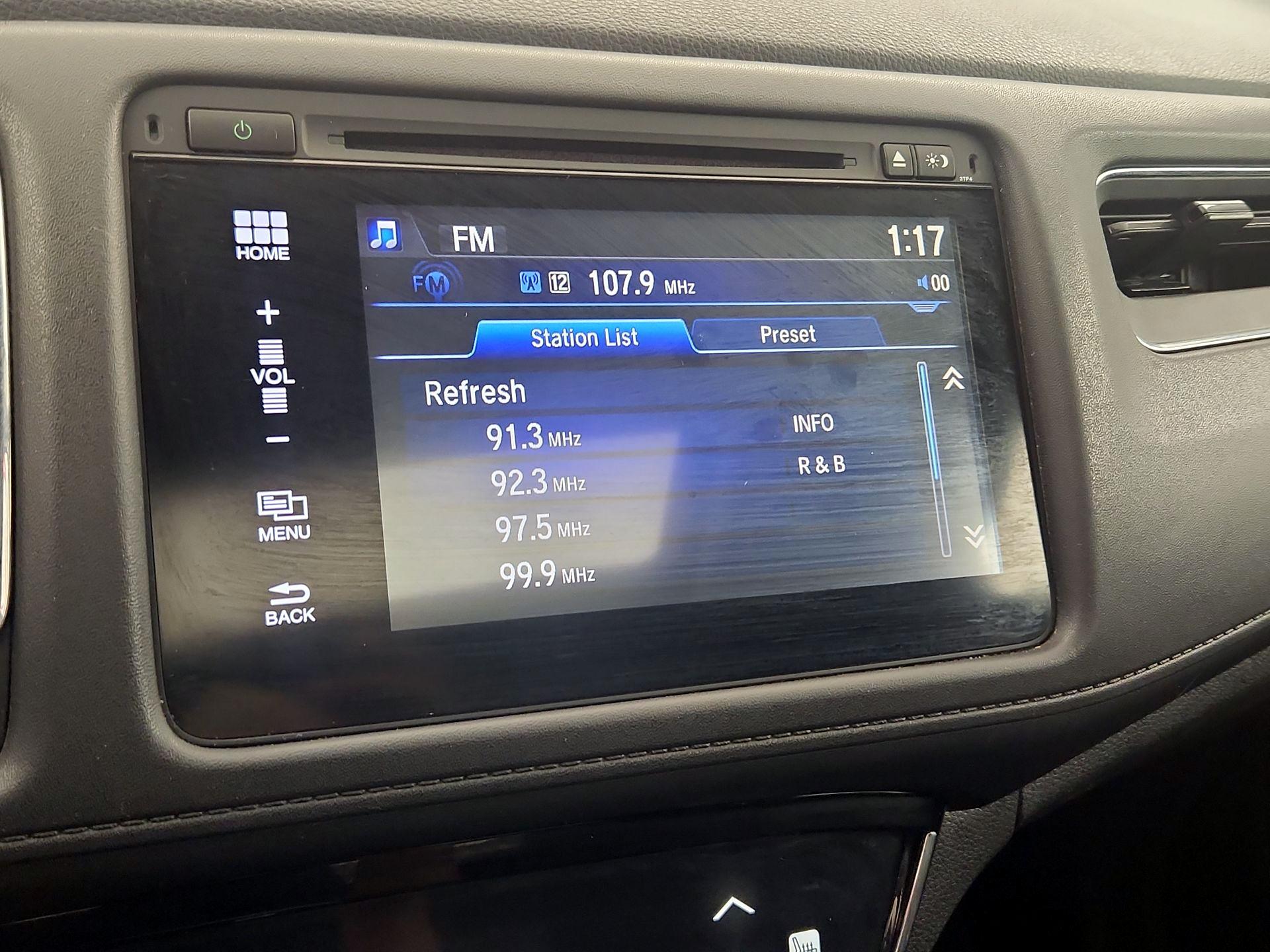 Thumbnail: 2017 Honda HR-V - 15