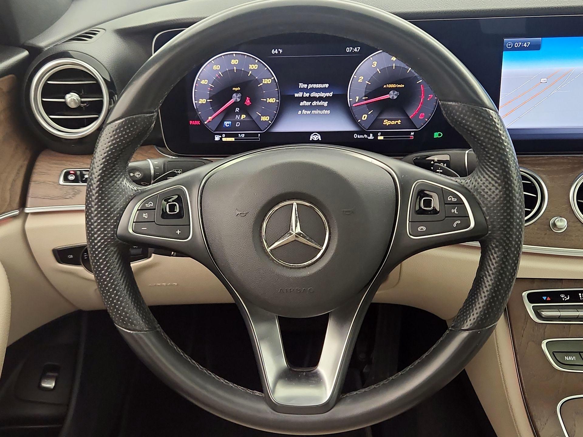 Thumbnail: 2018 Mercedes-Benz E-Class - 10