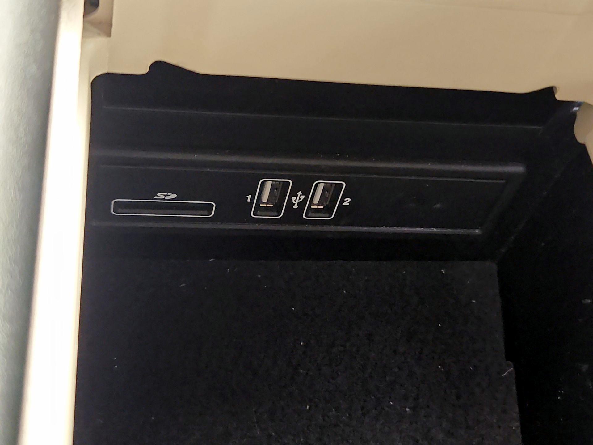 Thumbnail: 2018 Mercedes-Benz E-Class - 19