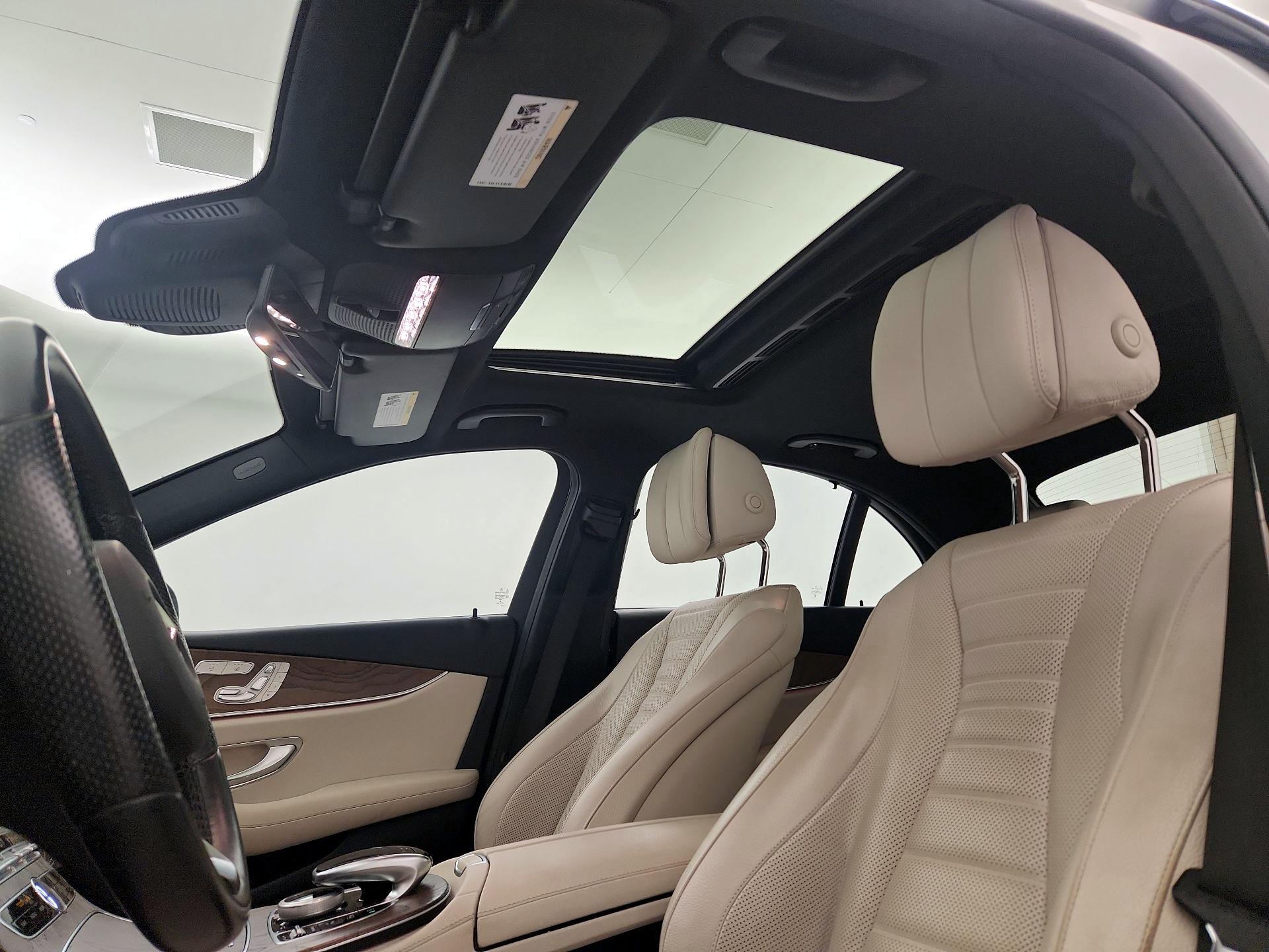 Thumbnail: 2018 Mercedes-Benz E-Class - 20