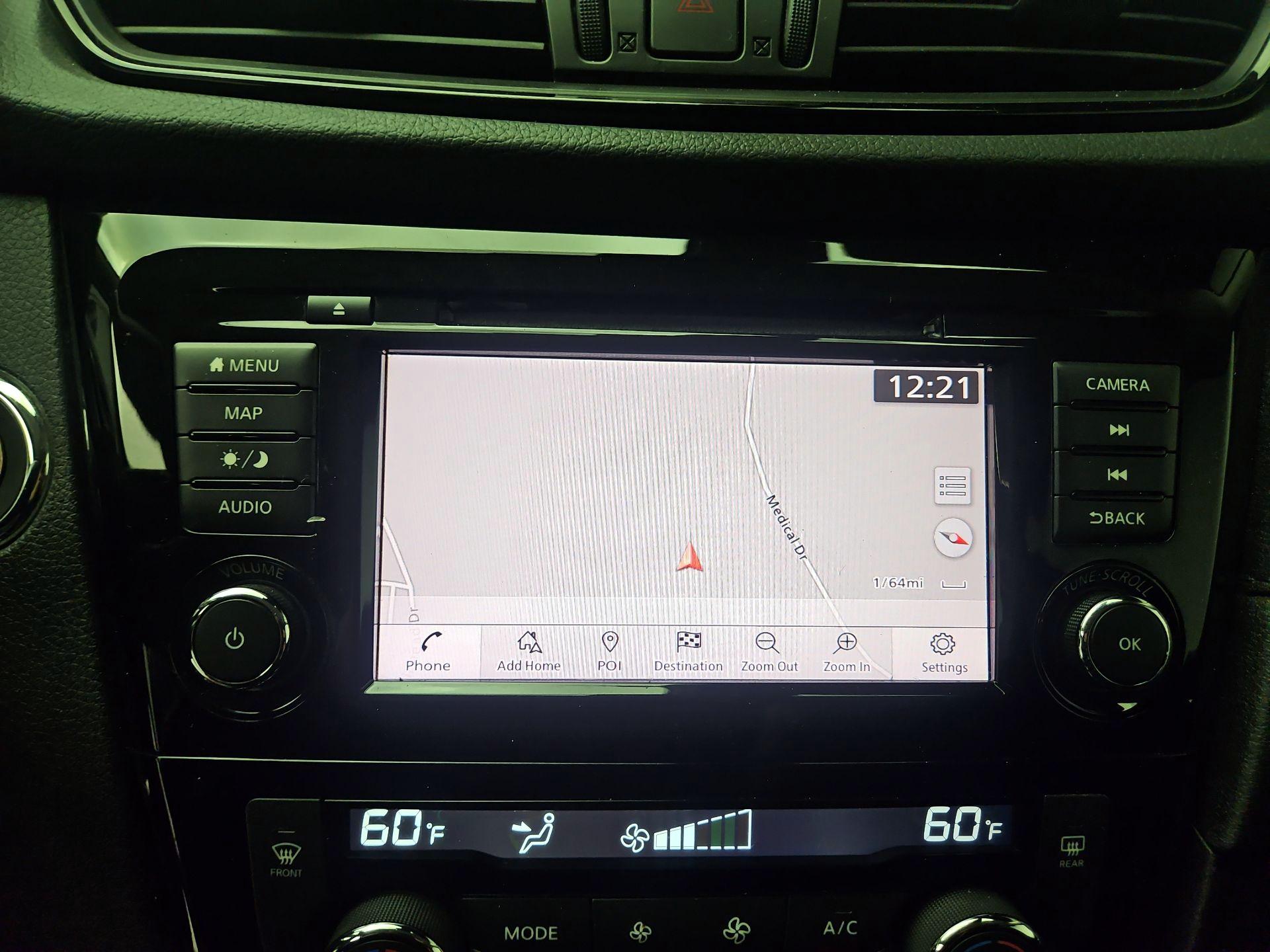 Thumbnail: 2019 Nissan Rogue - 14