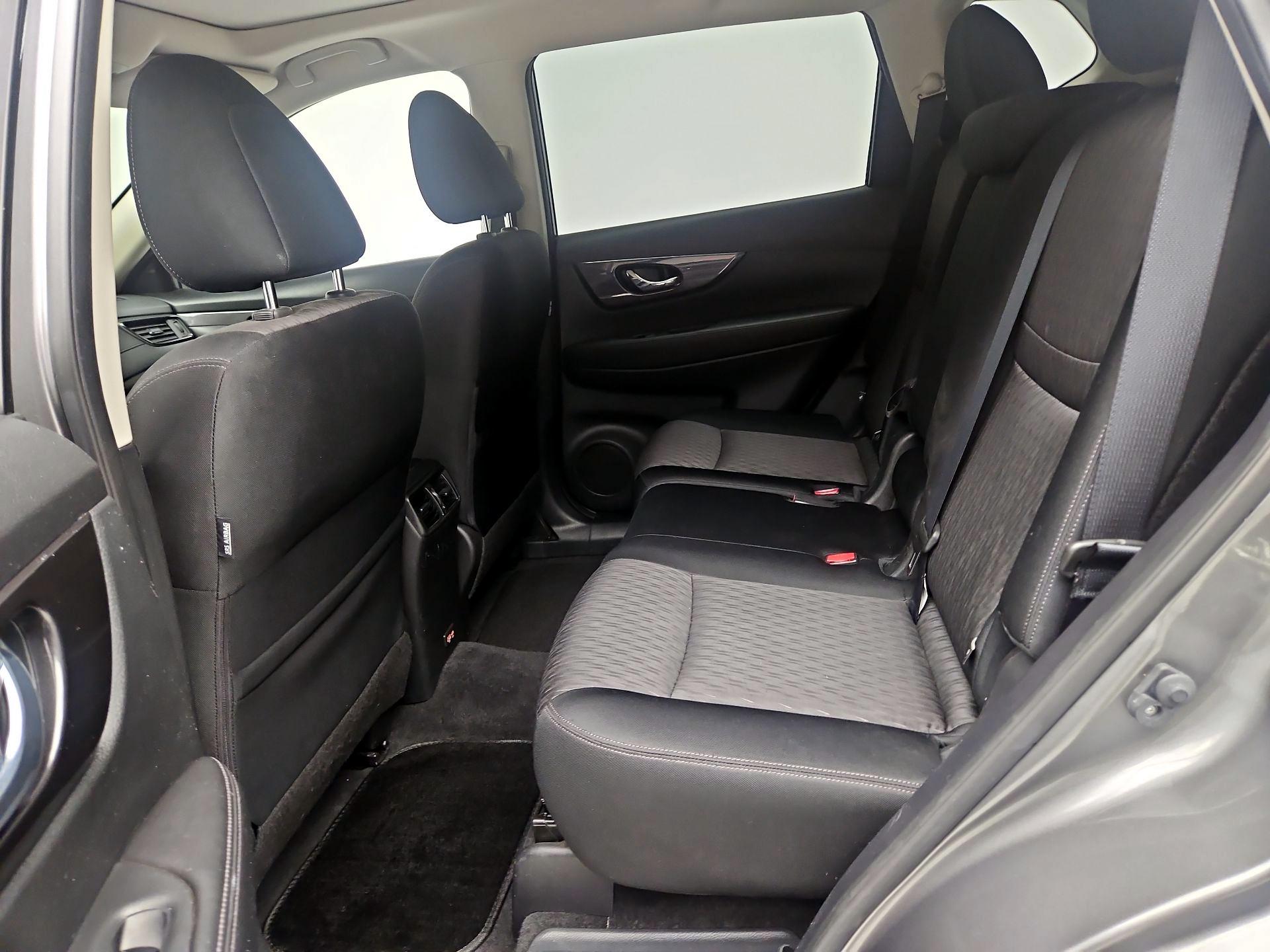 Thumbnail: 2019 Nissan Rogue - 20