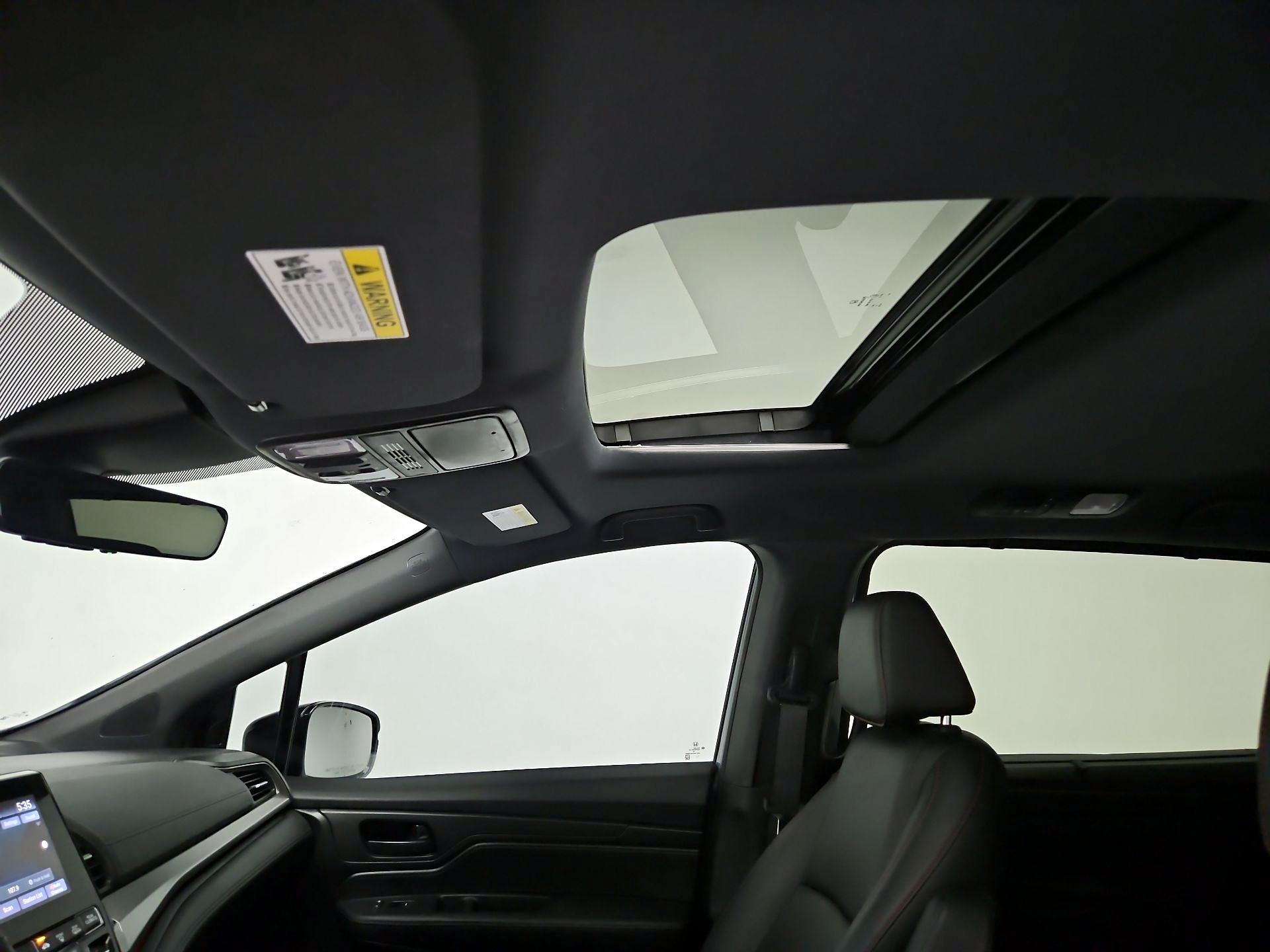 Thumbnail: 2024 Honda Odyssey - 19