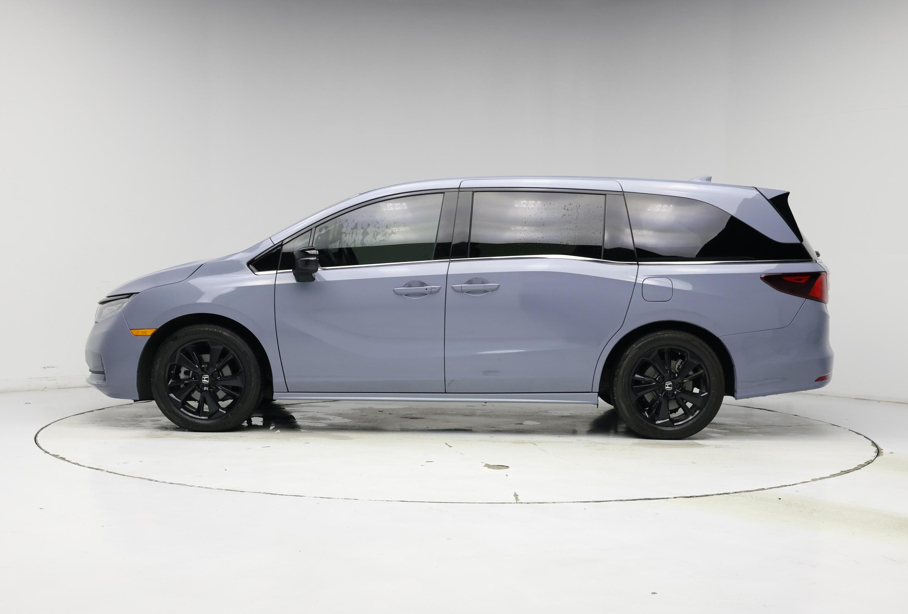 Thumbnail: 2024 Honda Odyssey - 3