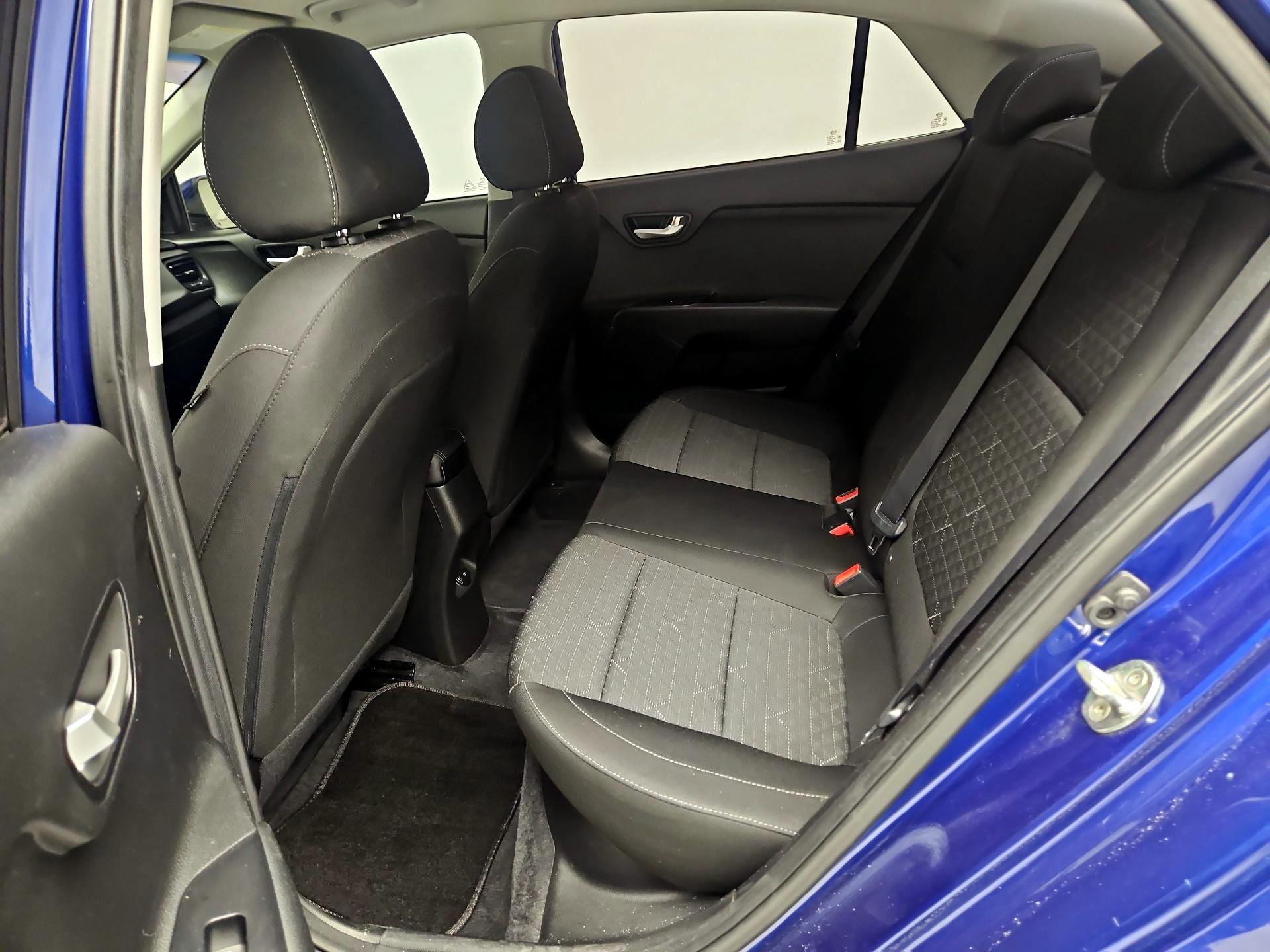 Thumbnail: 2019 Kia Rio - 19