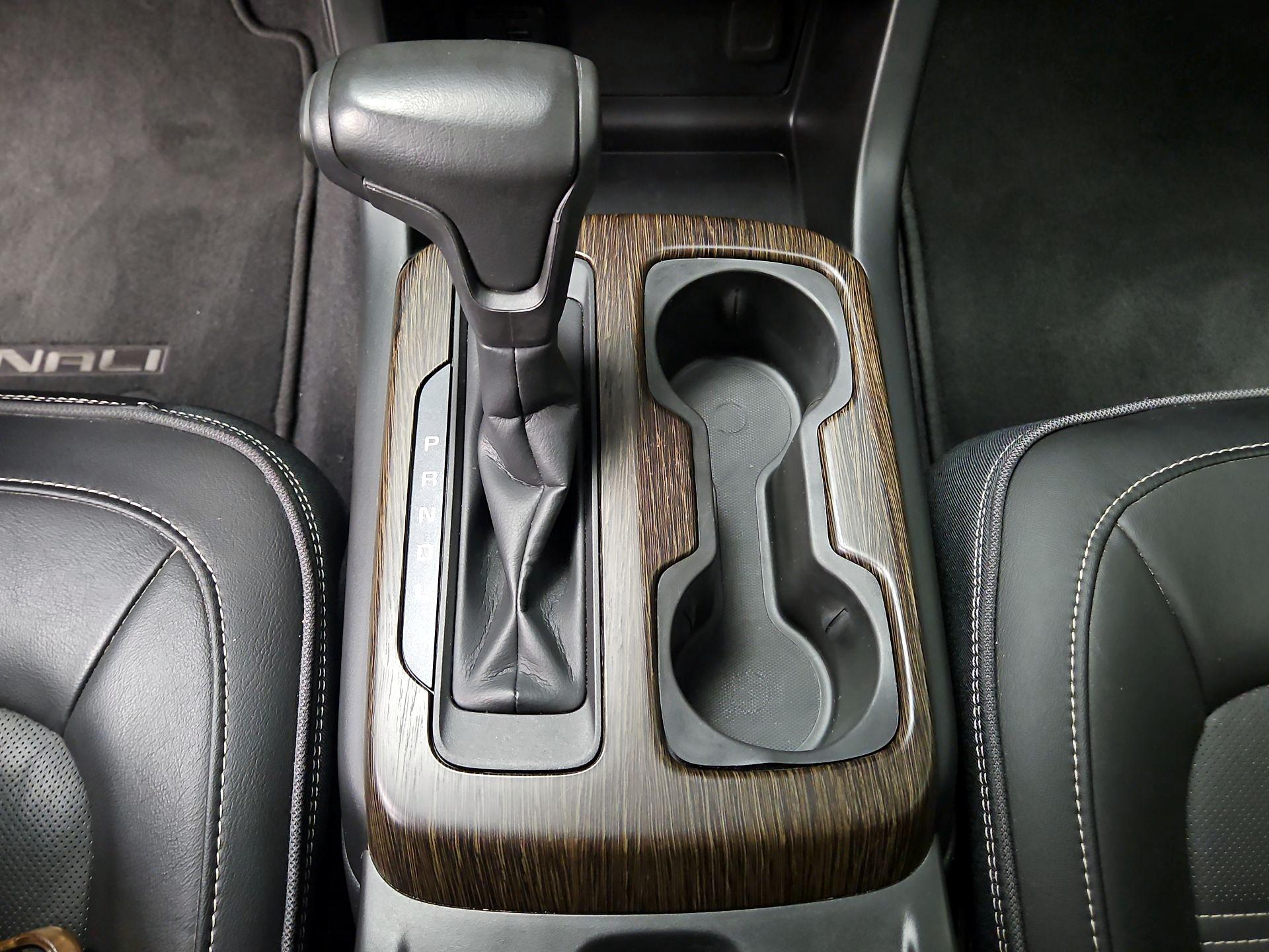 Thumbnail: 2019 GMC Canyon - 17