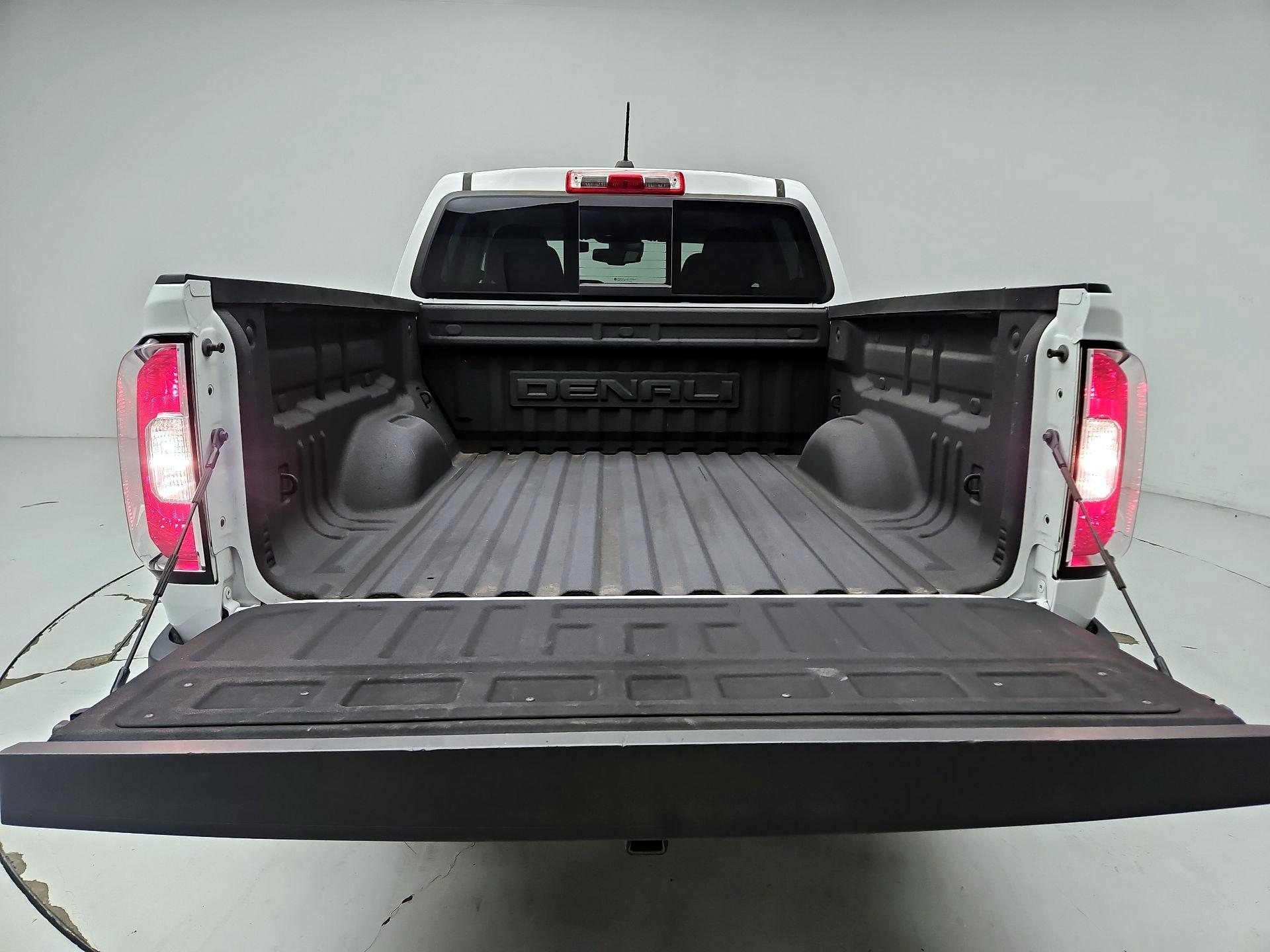 Thumbnail: 2019 GMC Canyon - 20