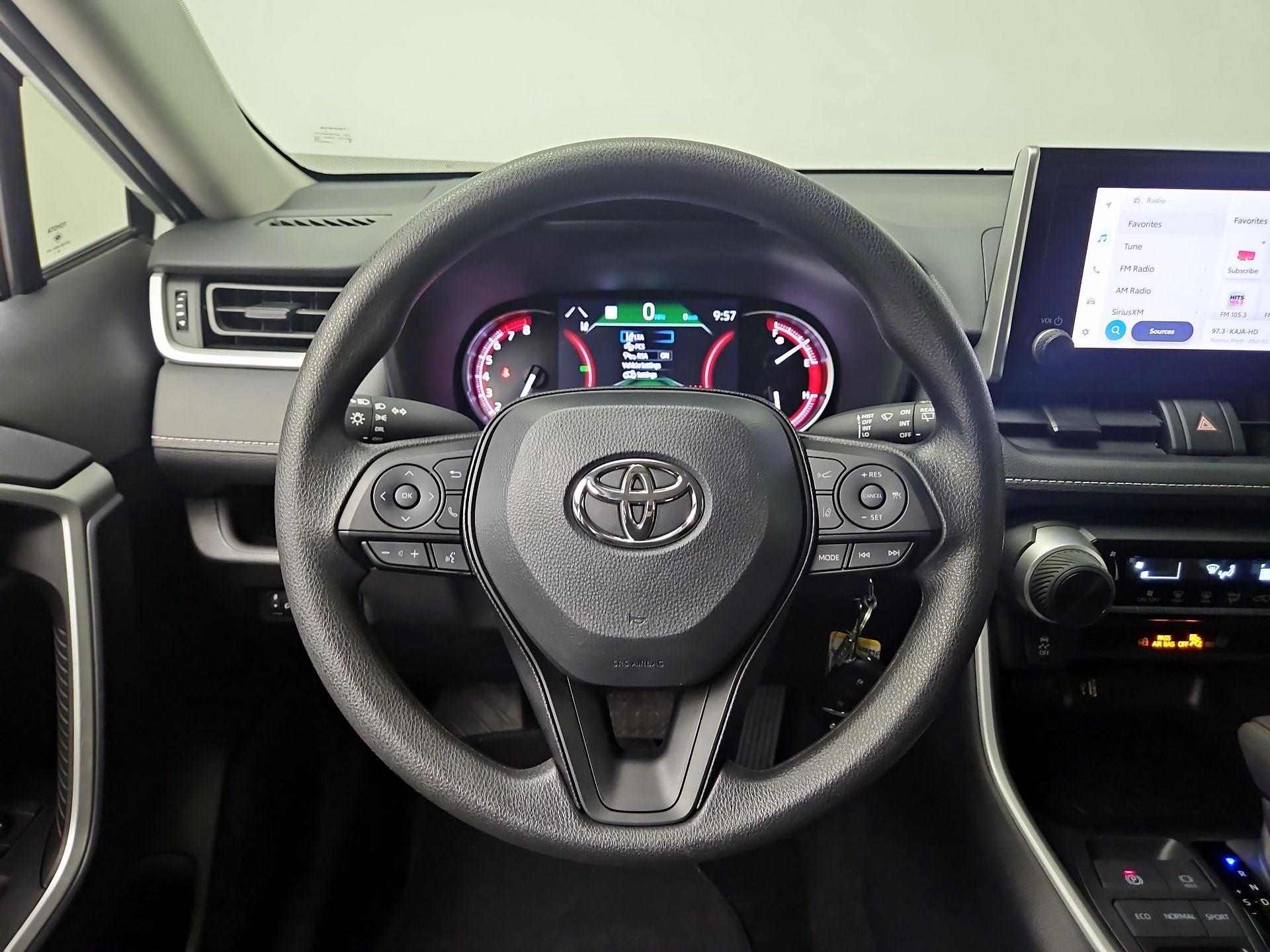 Thumbnail: 2025 Toyota RAV4 - 10