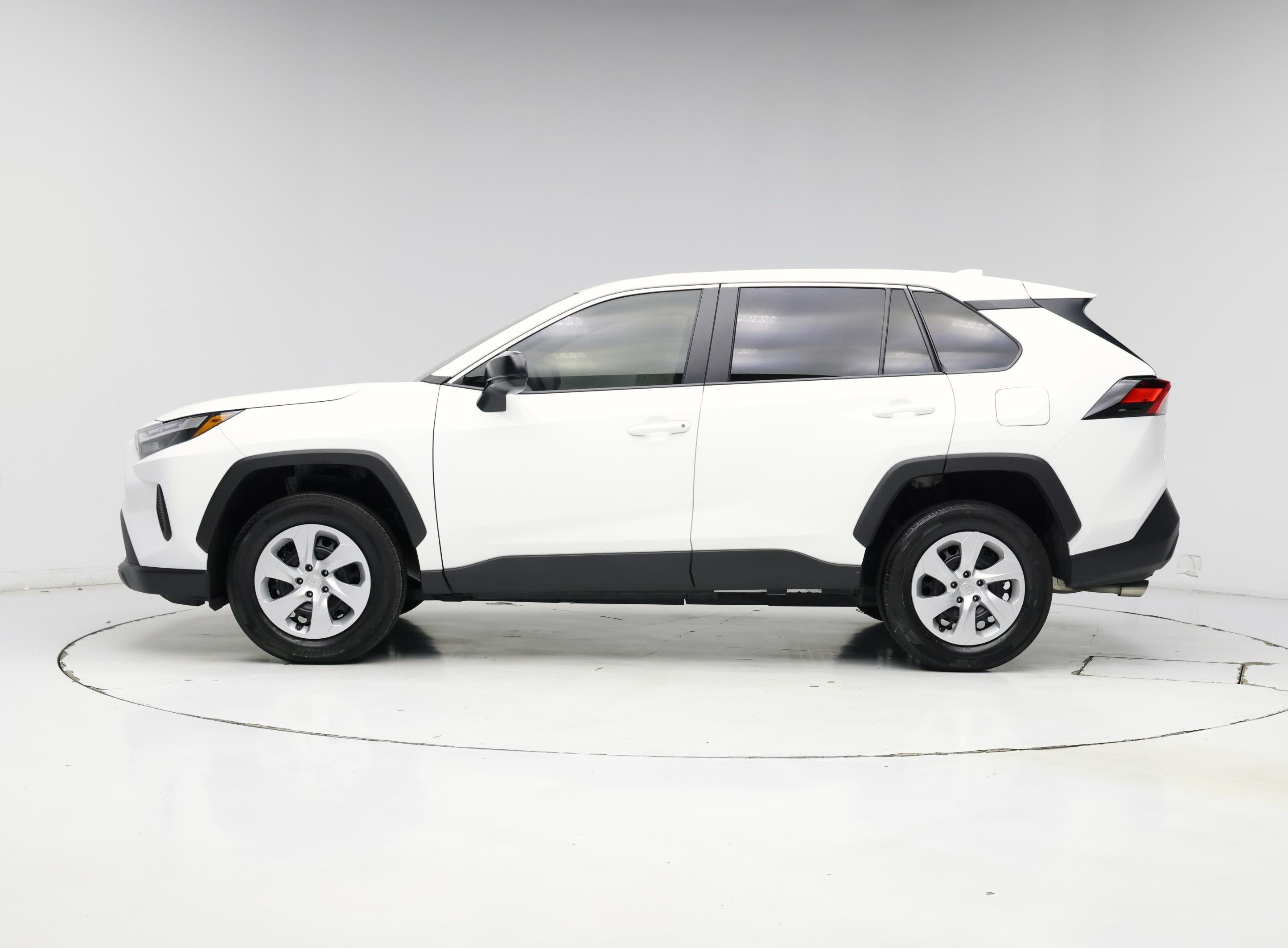 Thumbnail: 2025 Toyota RAV4 - 3