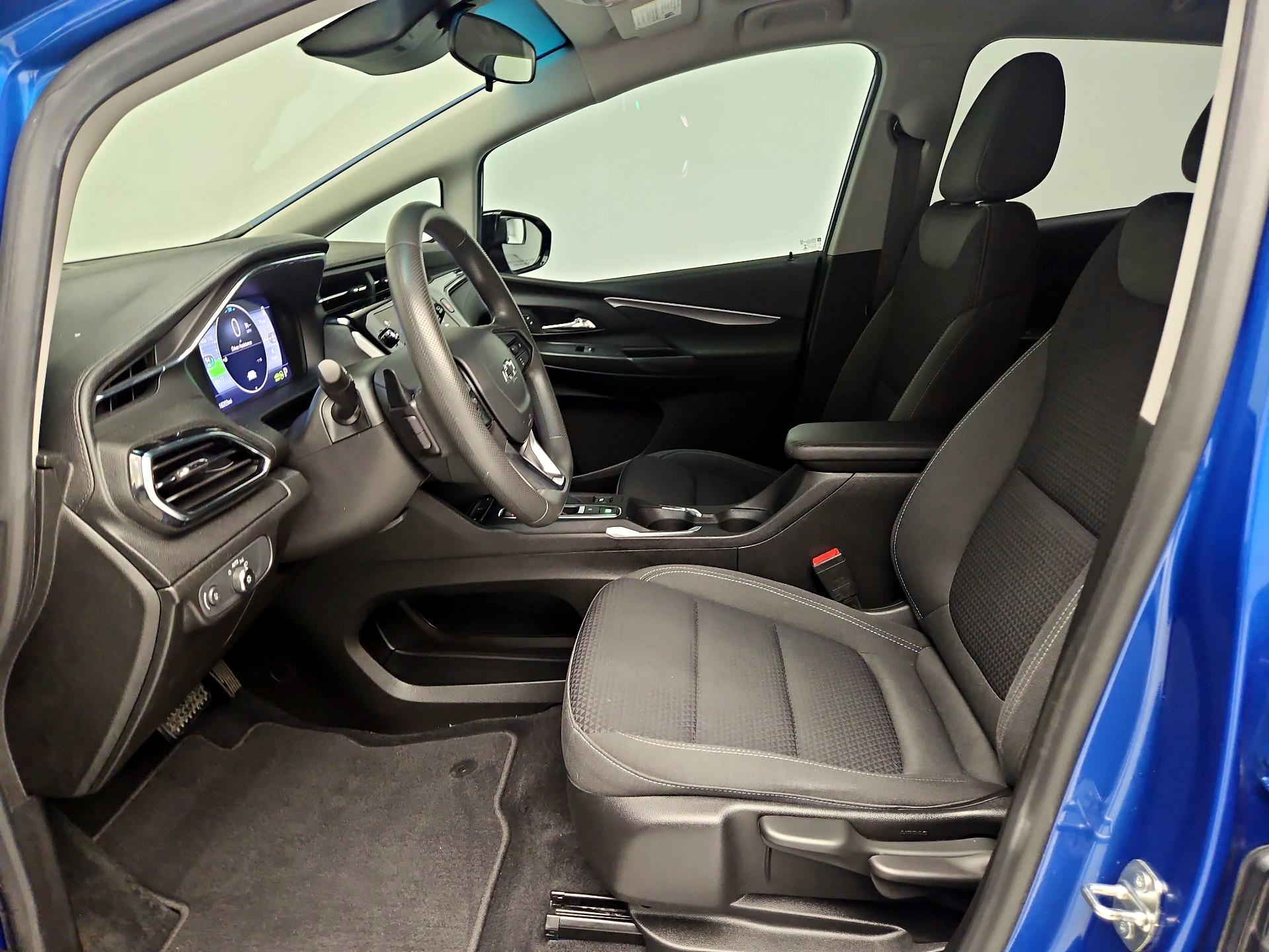 Thumbnail: 2023 Chevrolet Bolt EV - 11