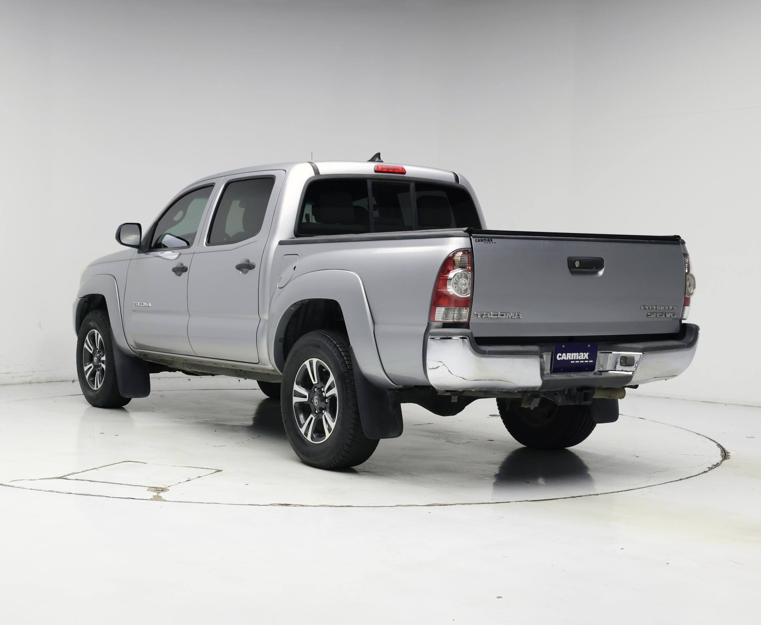 Thumbnail: 2015 Toyota Tacoma - 2
