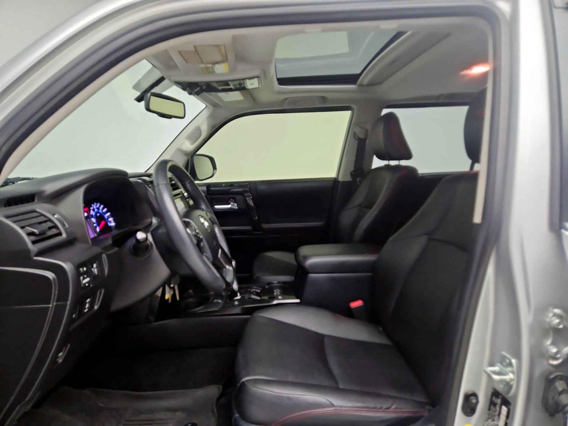 Thumbnail: 2017 Toyota 4Runner - 11