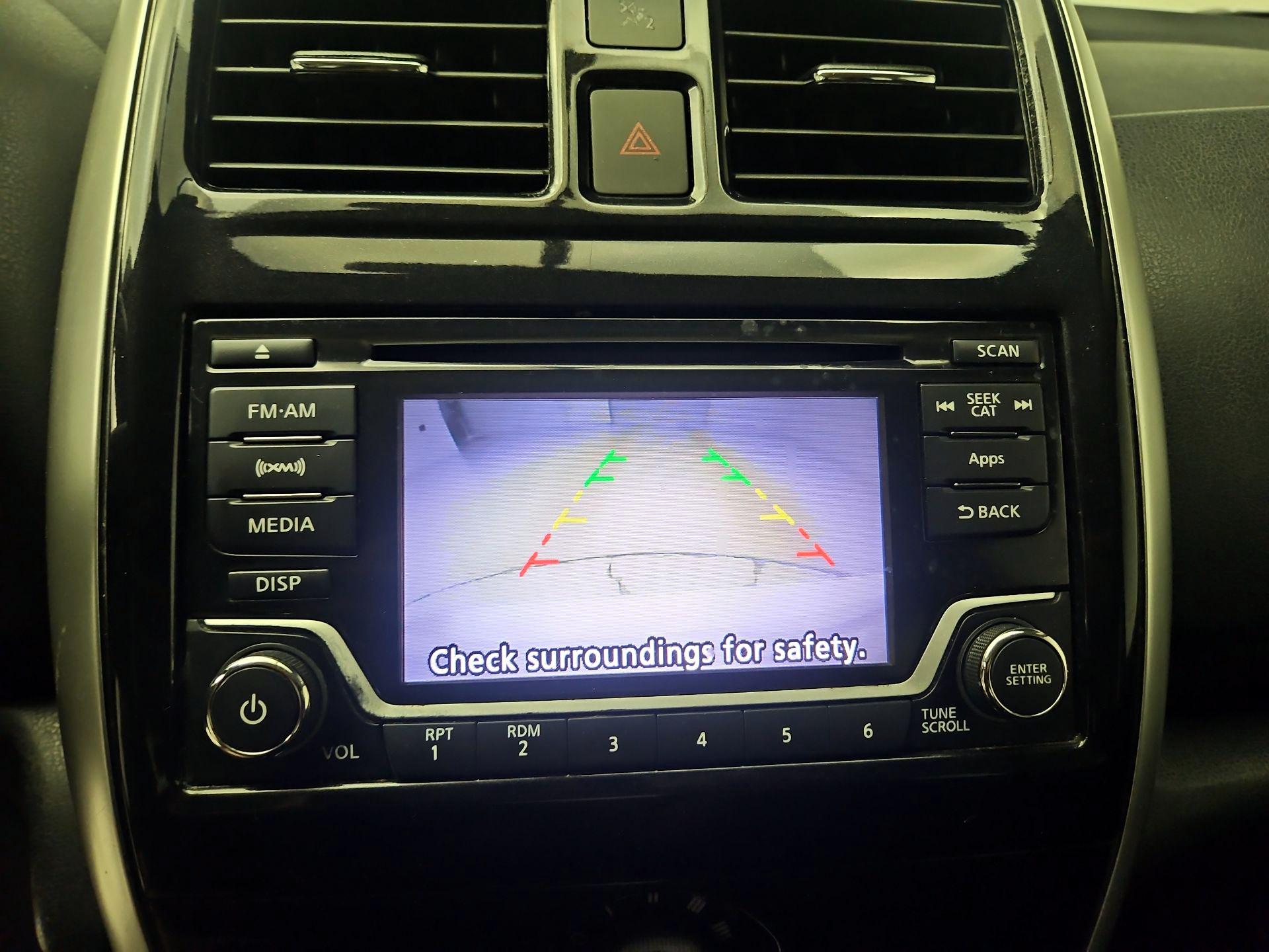 Thumbnail: 2016 Nissan Versa Note - 14