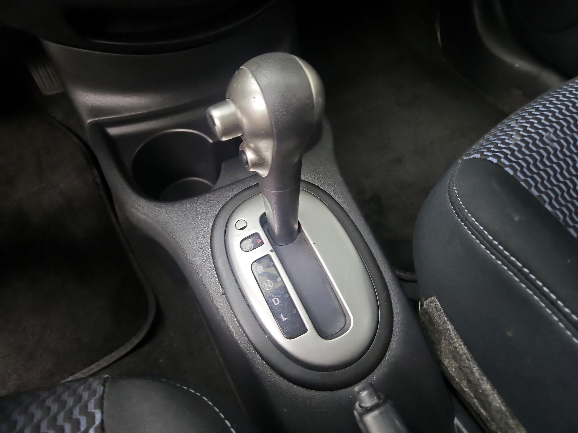 Thumbnail: 2016 Nissan Versa Note - 17