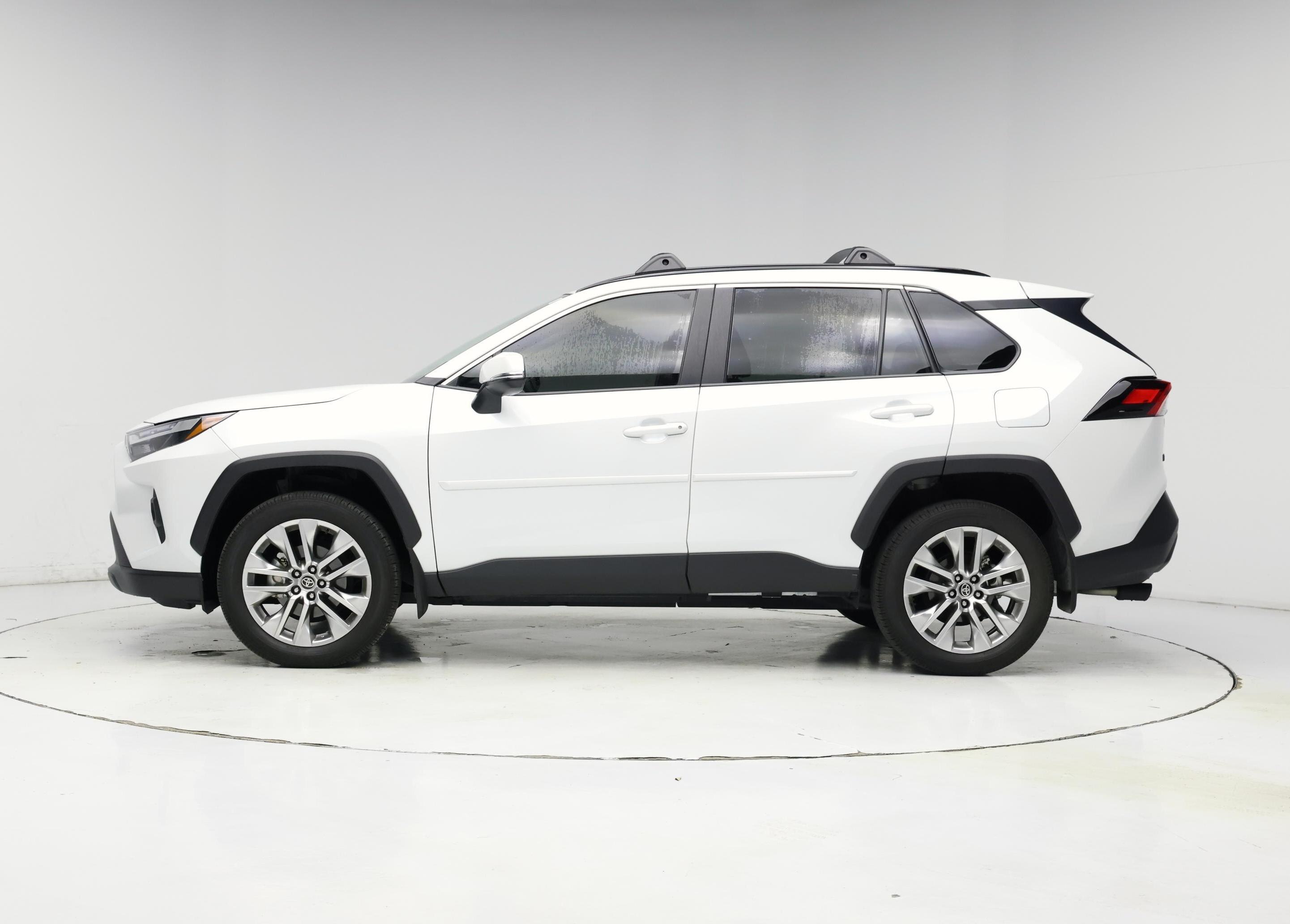 Thumbnail: 2025 Toyota RAV4 - 3