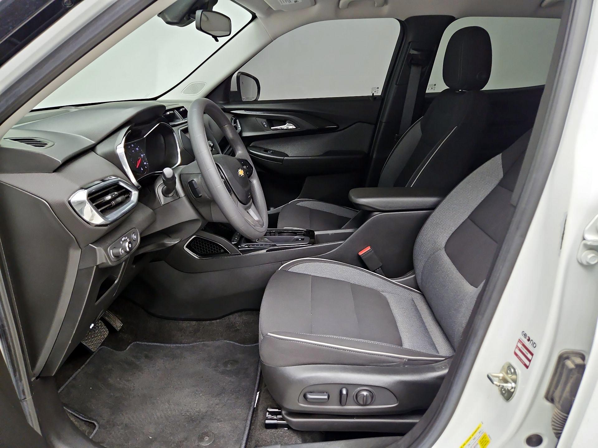 Thumbnail: 2022 Chevrolet TrailBlazer - 11