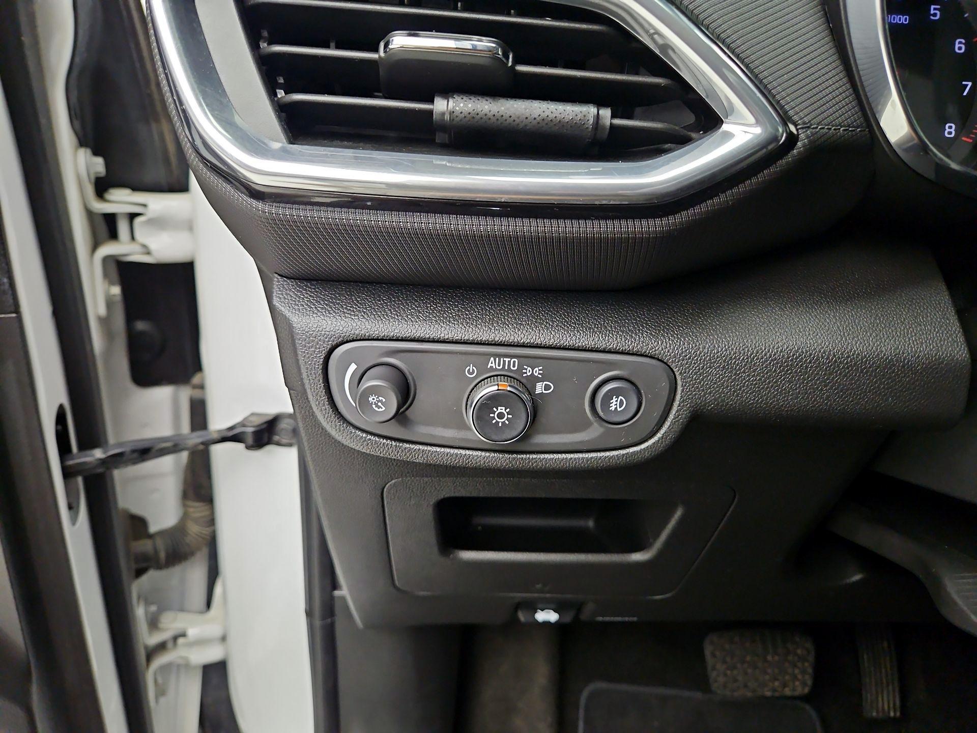 Thumbnail: 2022 Chevrolet TrailBlazer - 13