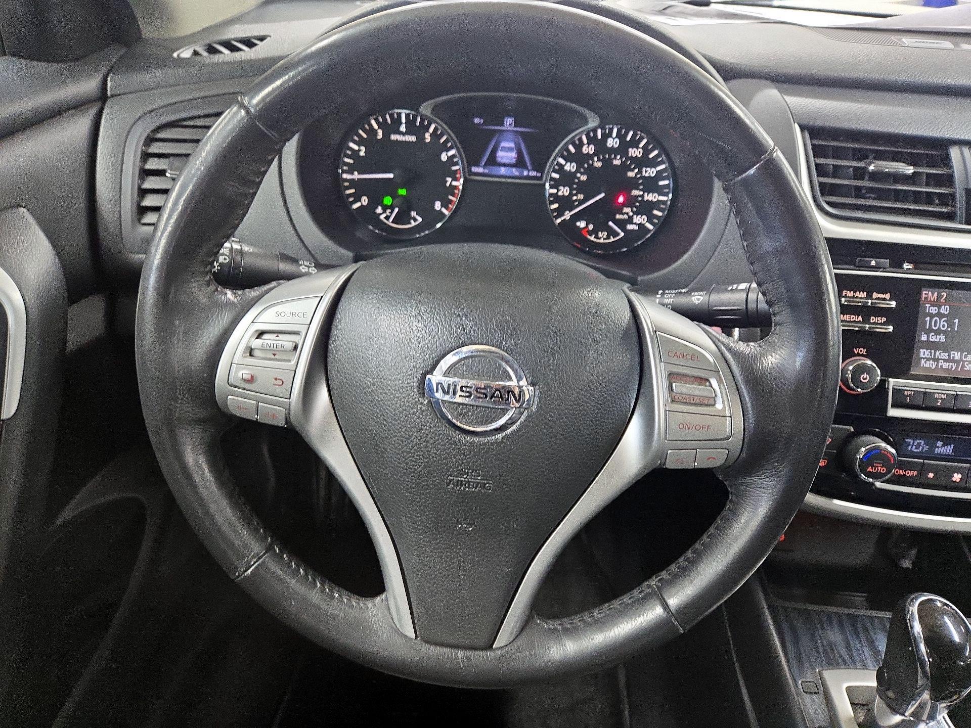 Thumbnail: 2018 Nissan Altima - 10