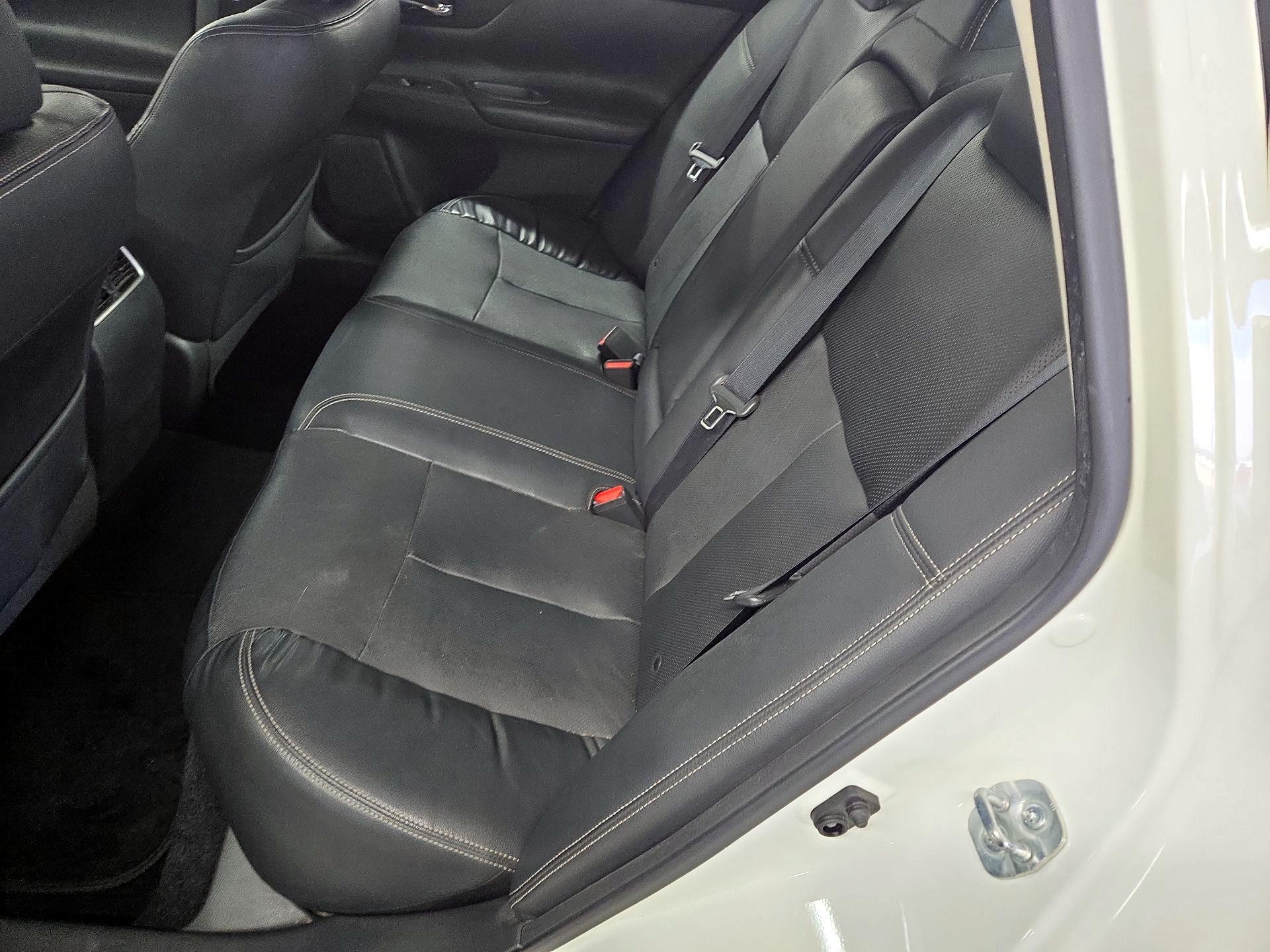 Thumbnail: 2018 Nissan Altima - 18