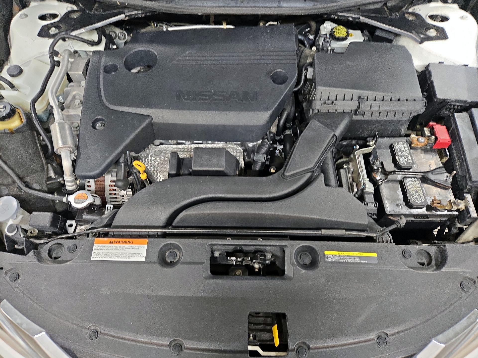 Thumbnail: 2018 Nissan Altima - 20