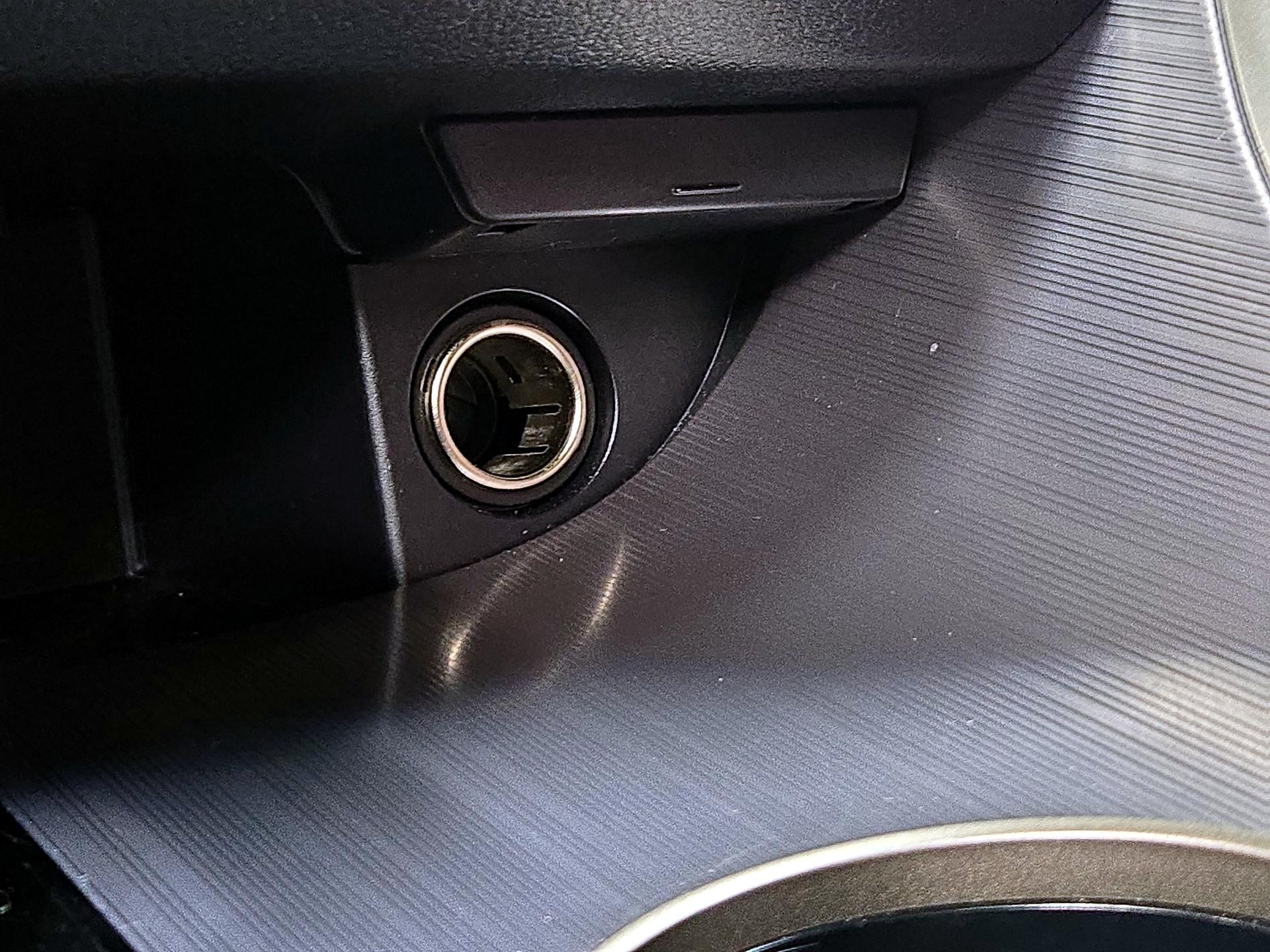 Thumbnail: 2019 Lexus RX - 19