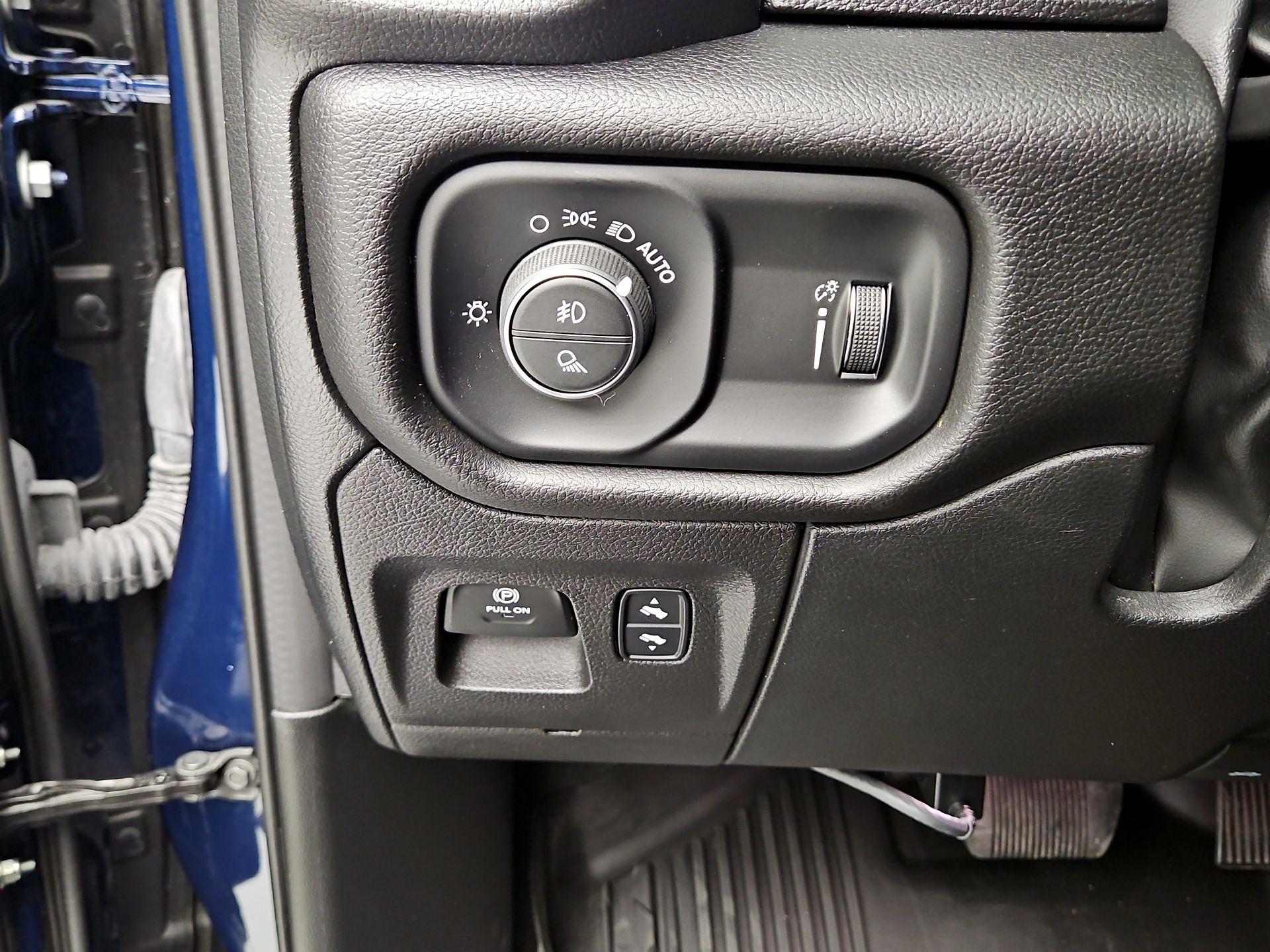 Thumbnail: 2023 RAM 1500 - 13