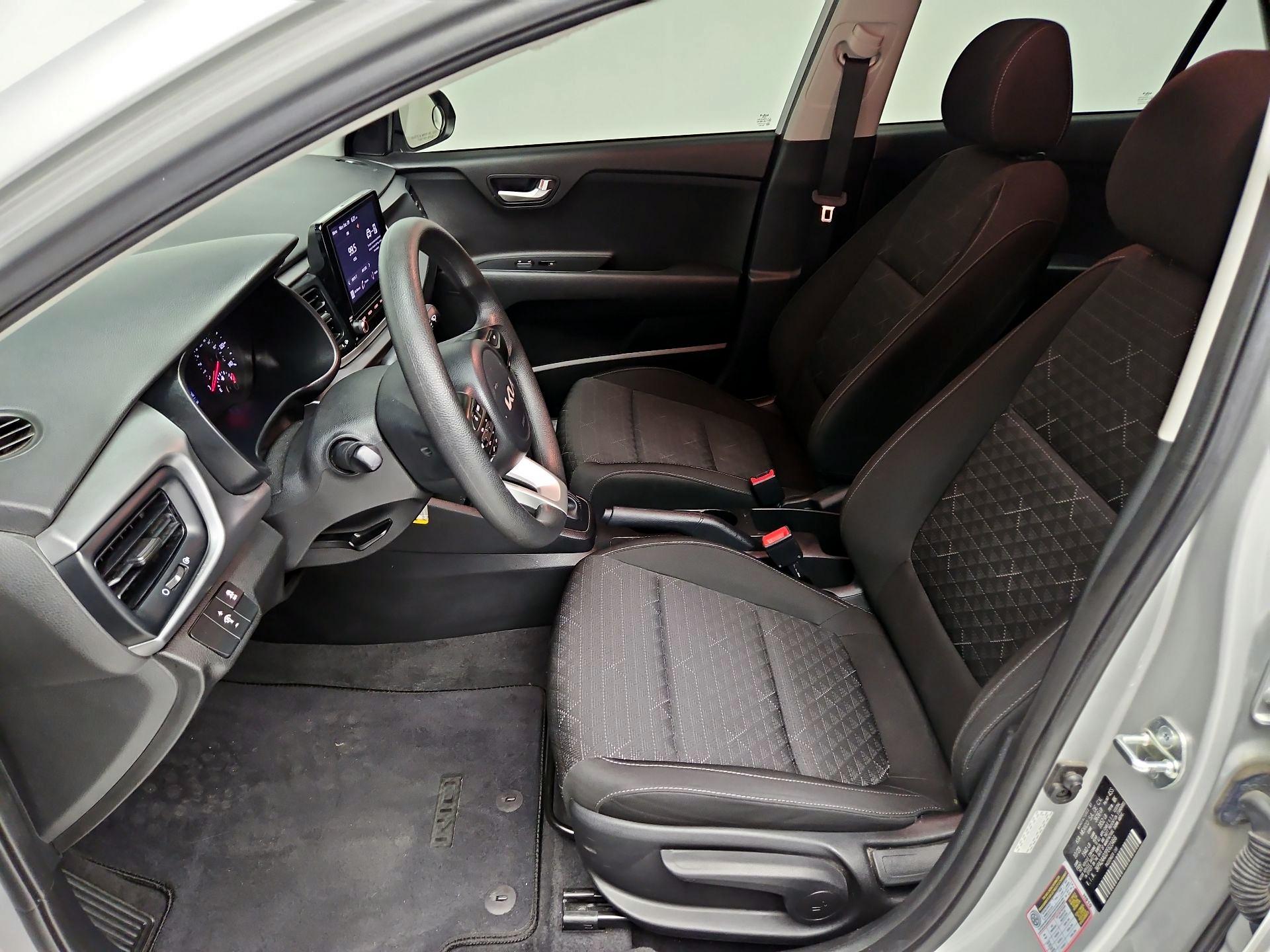 Thumbnail: 2023 Kia Rio - 11