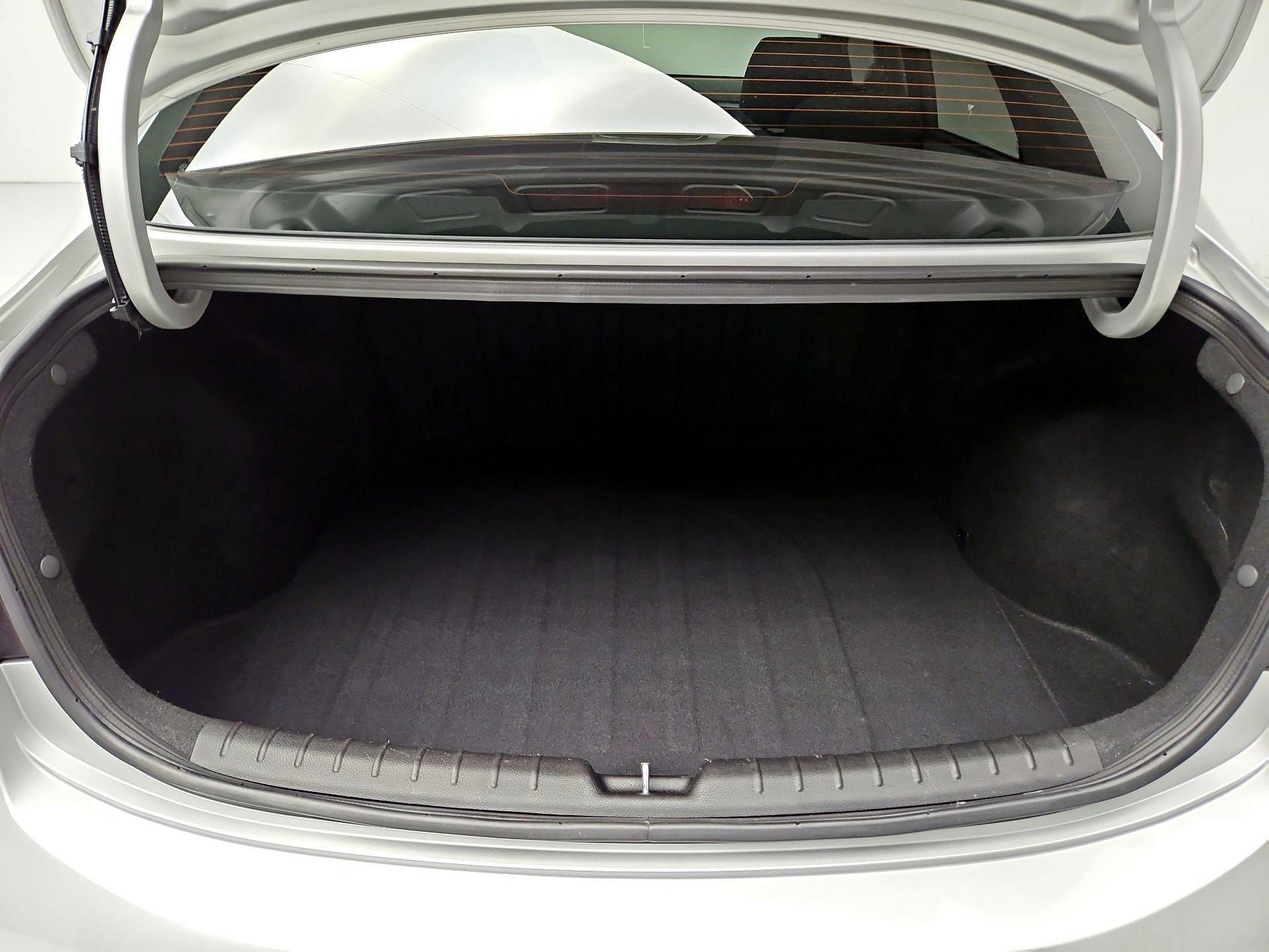 Thumbnail: 2023 Kia Rio - 20