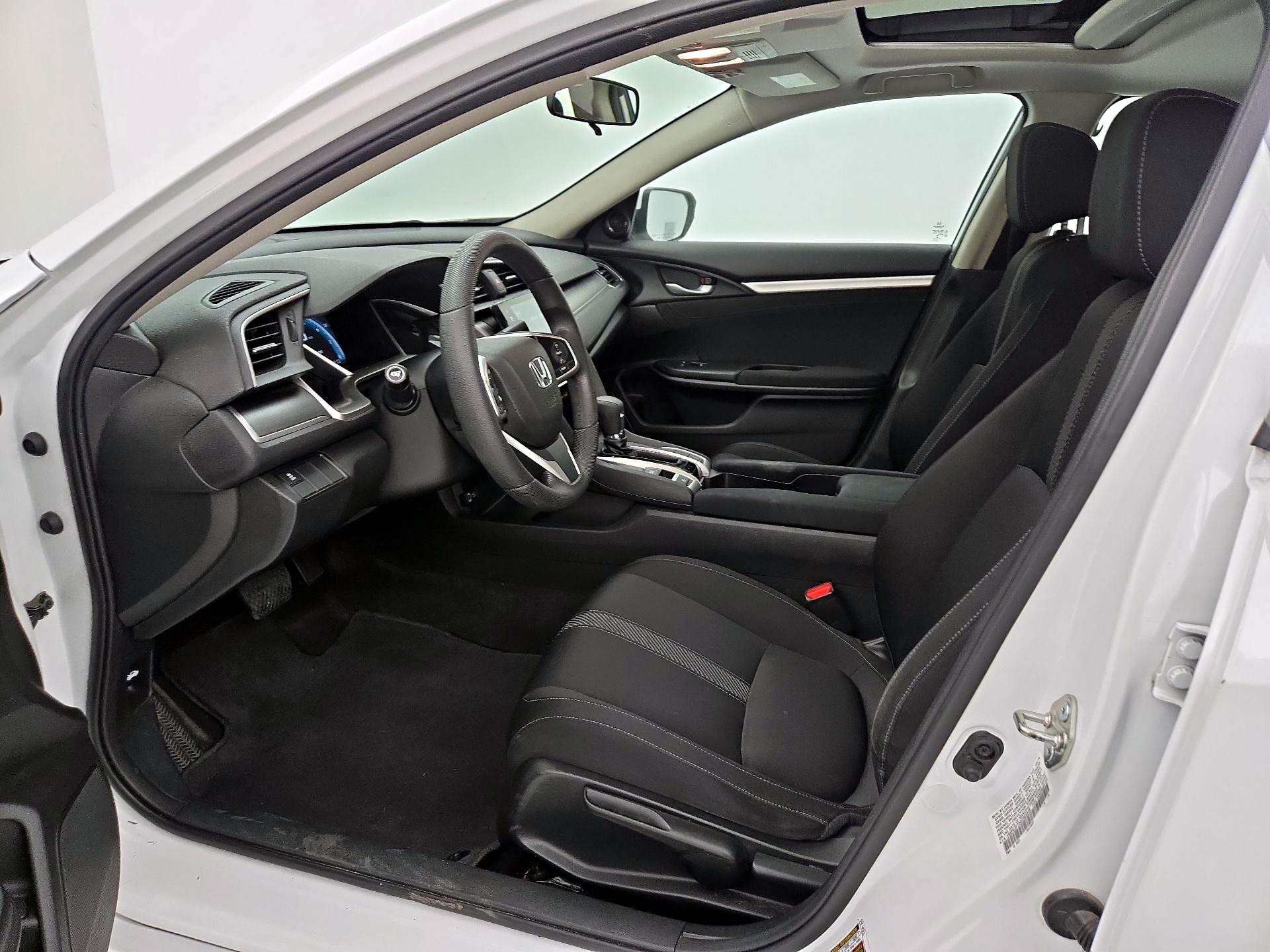 Thumbnail: 2016 Honda Civic - 11