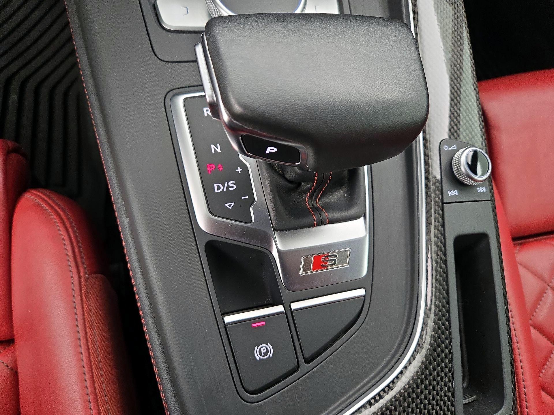 Thumbnail: 2018 Audi S5 - 18