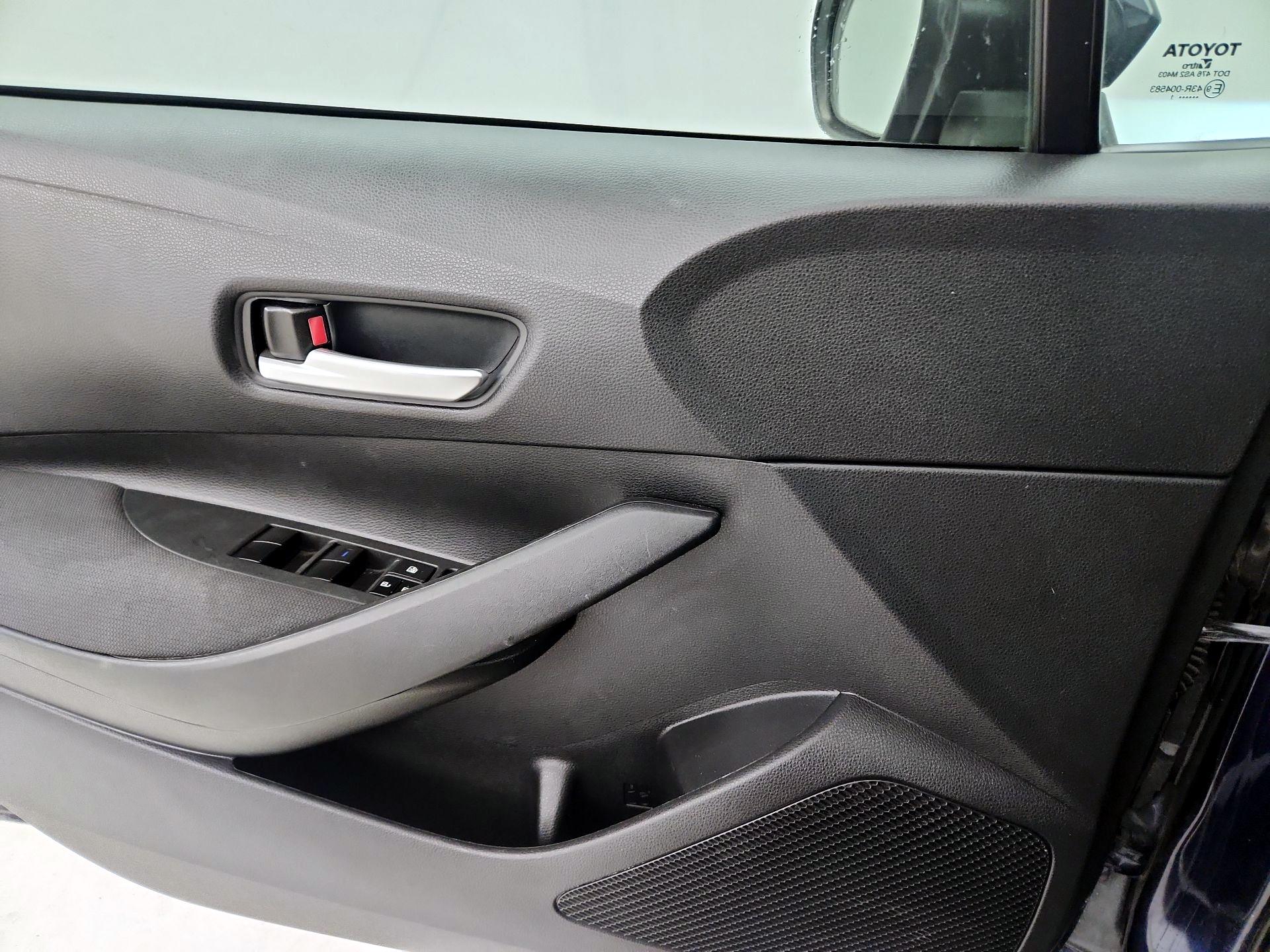 Thumbnail: 2021 Toyota Corolla - 12