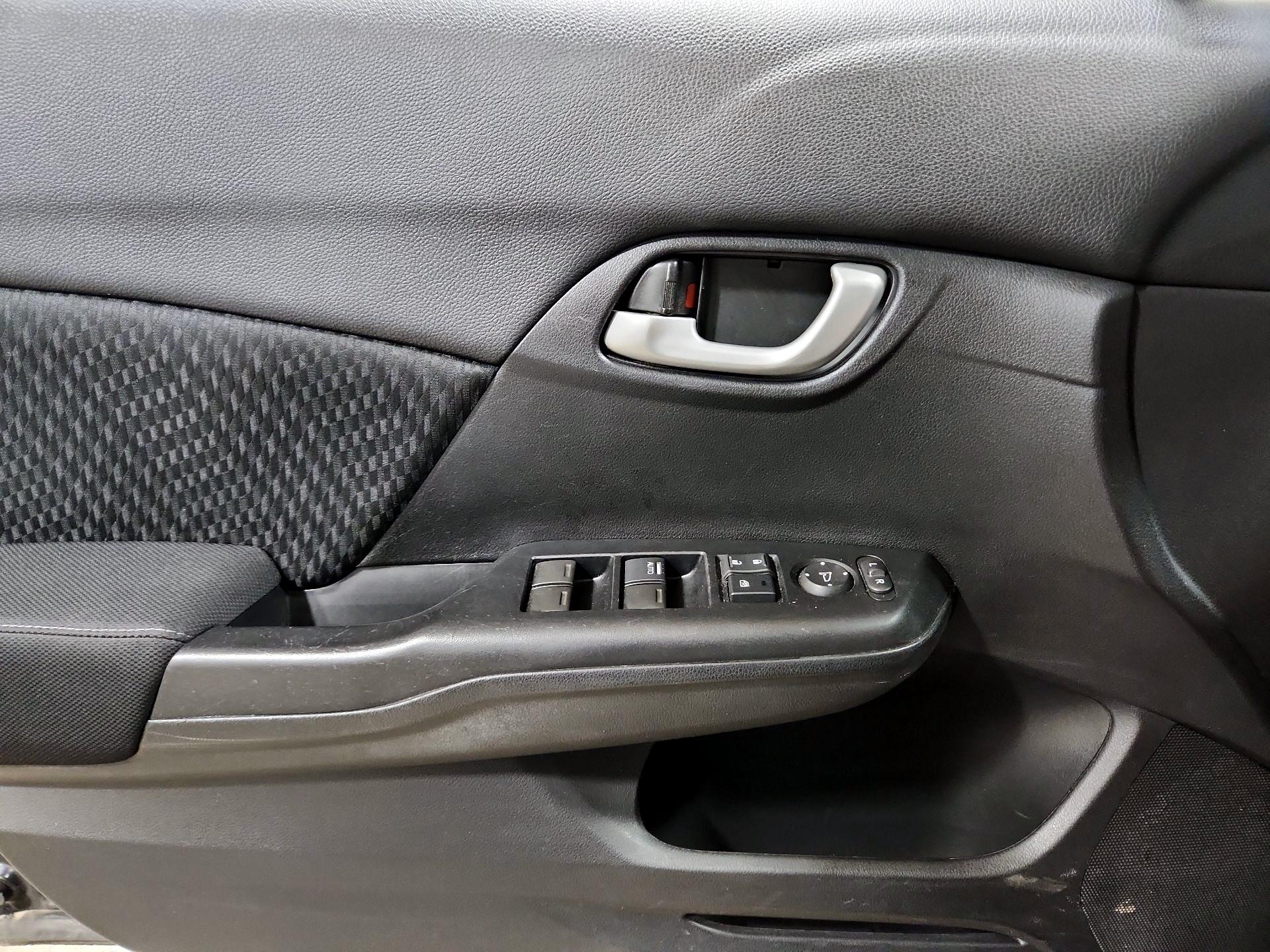 Thumbnail: 2014 Honda Civic - 12