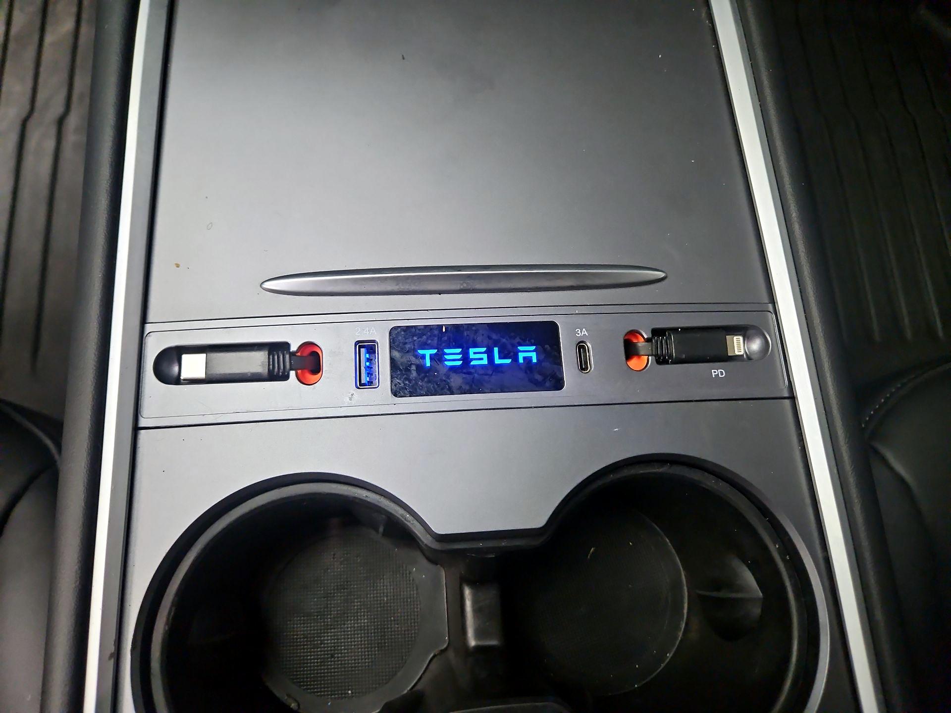 Thumbnail: 2023 Tesla Model Y - 18