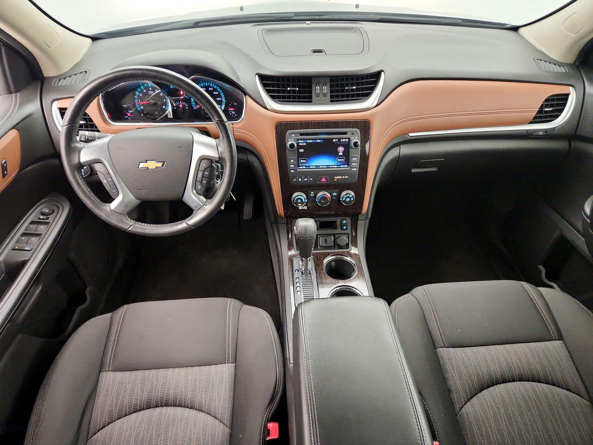 Thumbnail: 2015 Chevrolet Traverse - 9