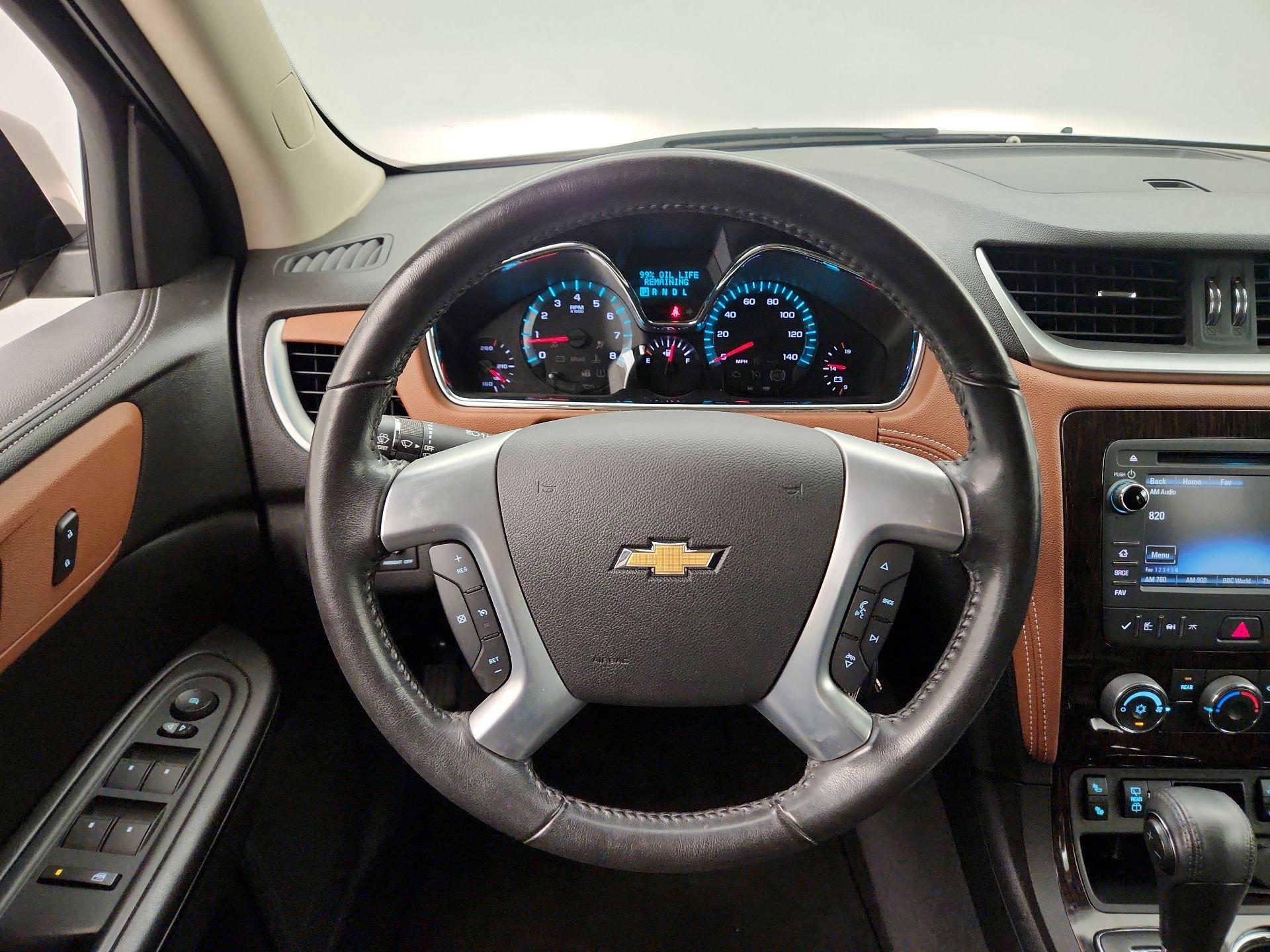 Thumbnail: 2015 Chevrolet Traverse - 10