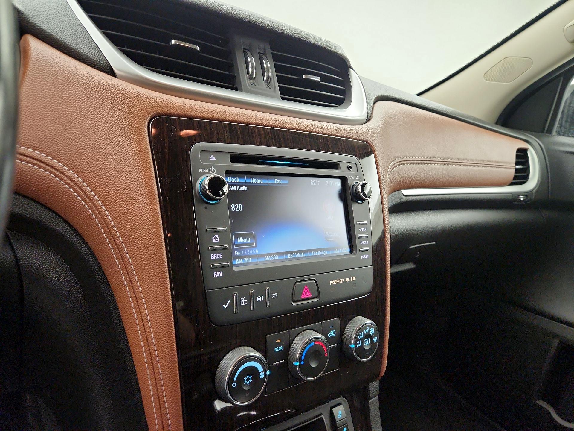 Thumbnail: 2015 Chevrolet Traverse - 13