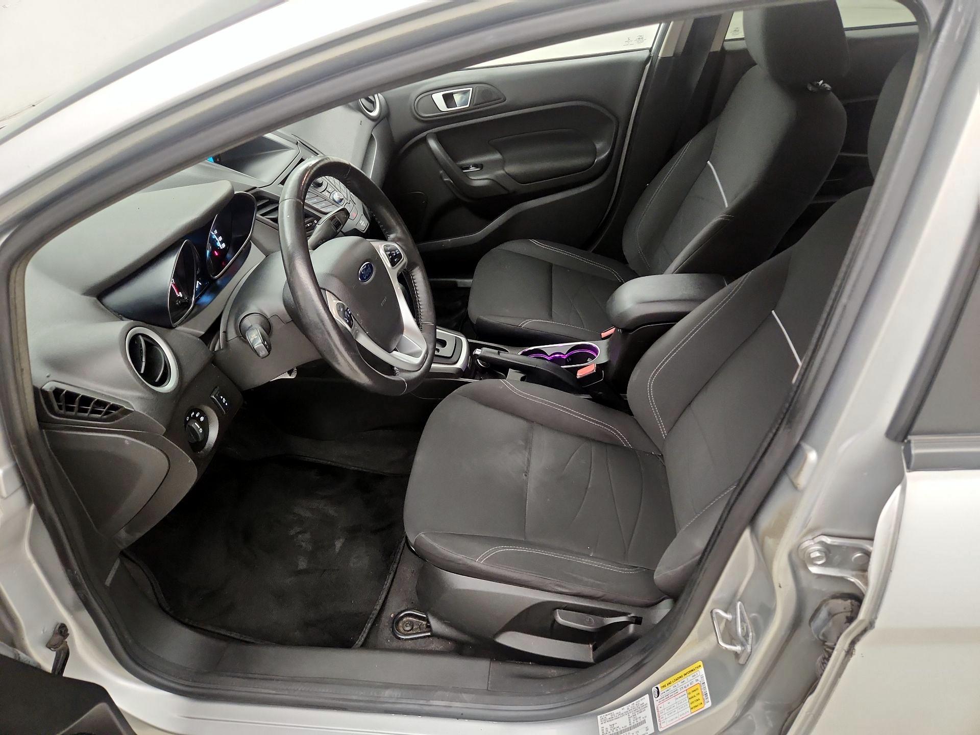 Thumbnail: 2014 Ford Fiesta - 11