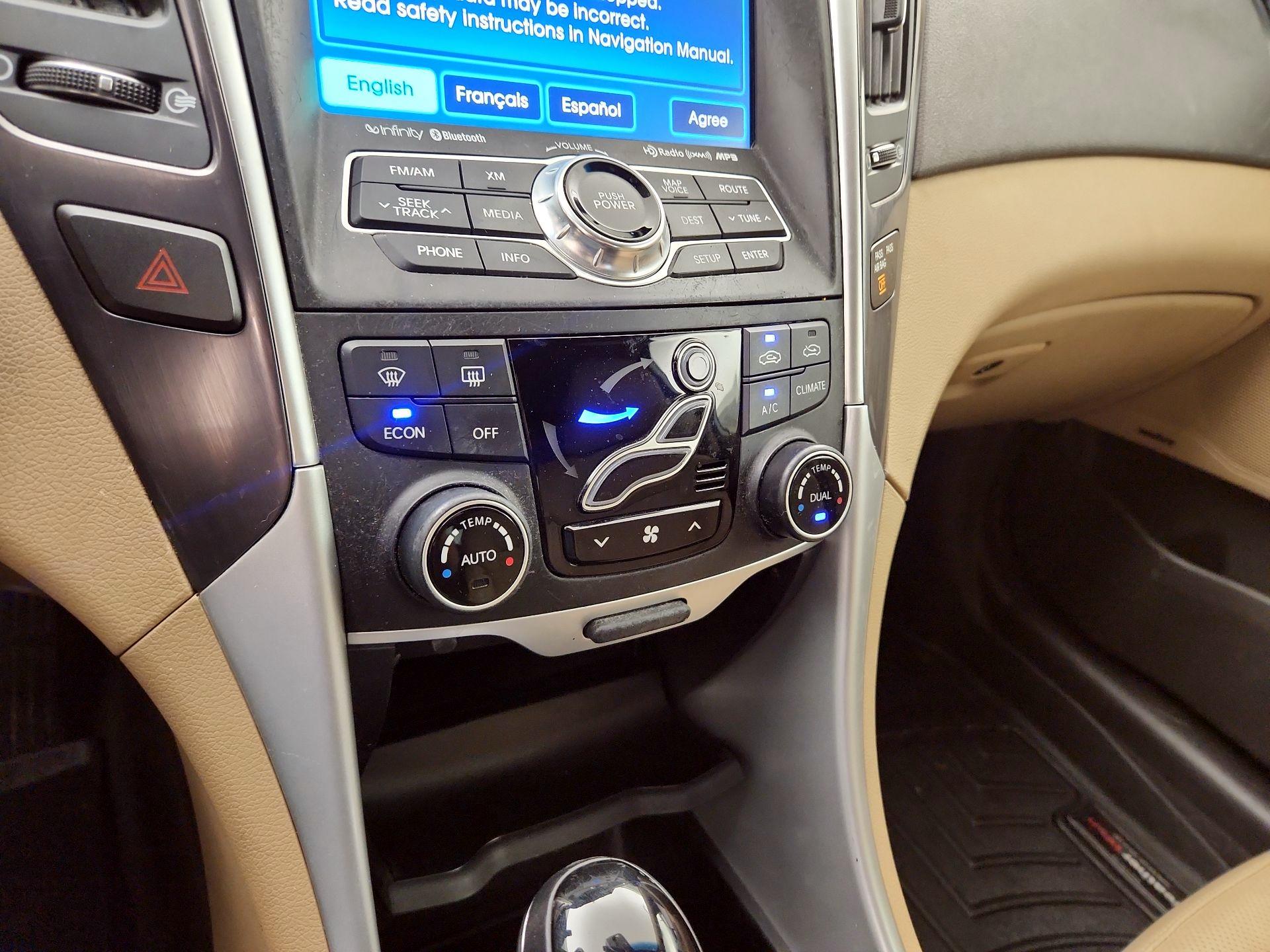 Thumbnail: 2015 Hyundai Sonata - 14