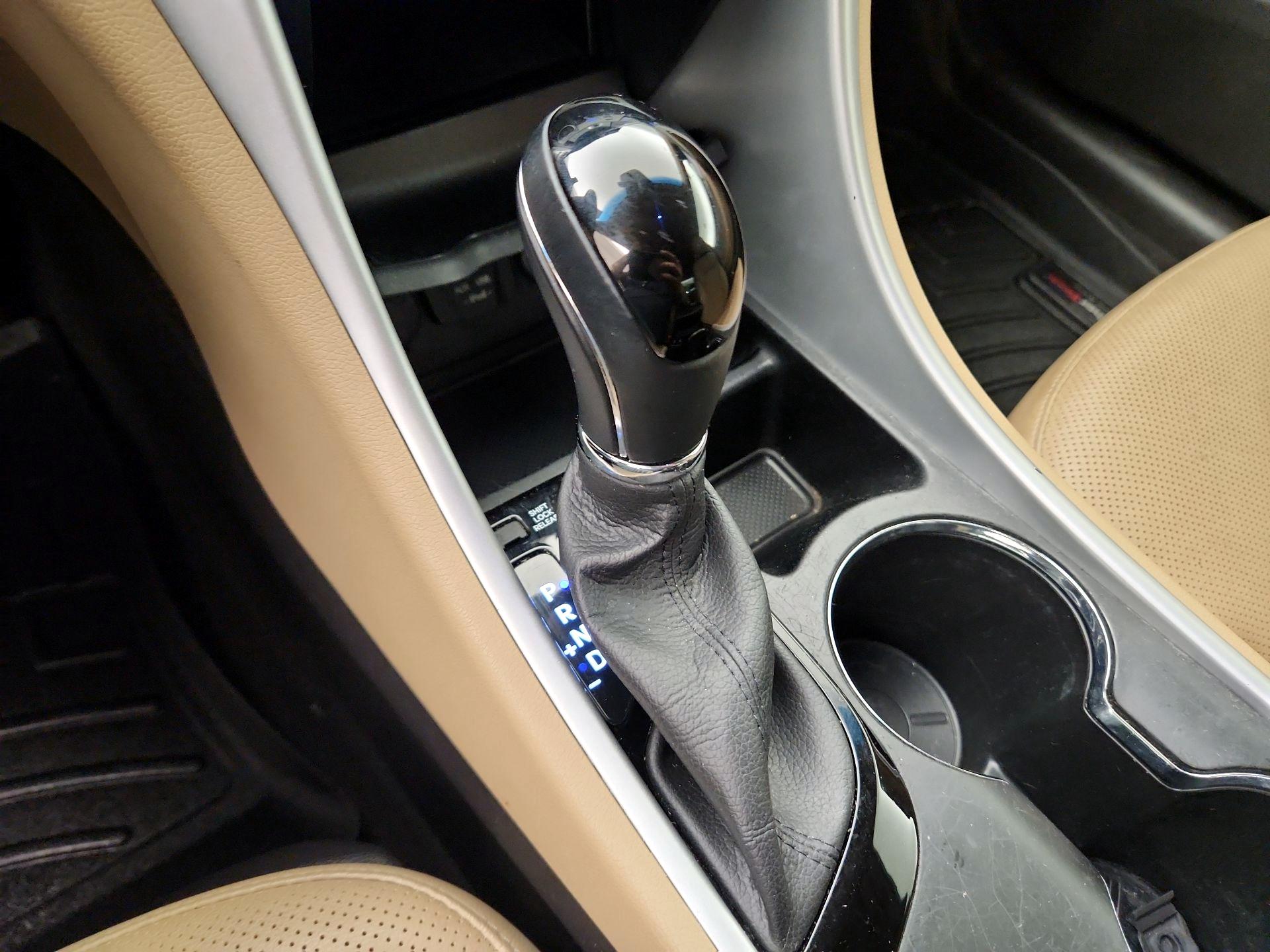 Thumbnail: 2015 Hyundai Sonata - 15