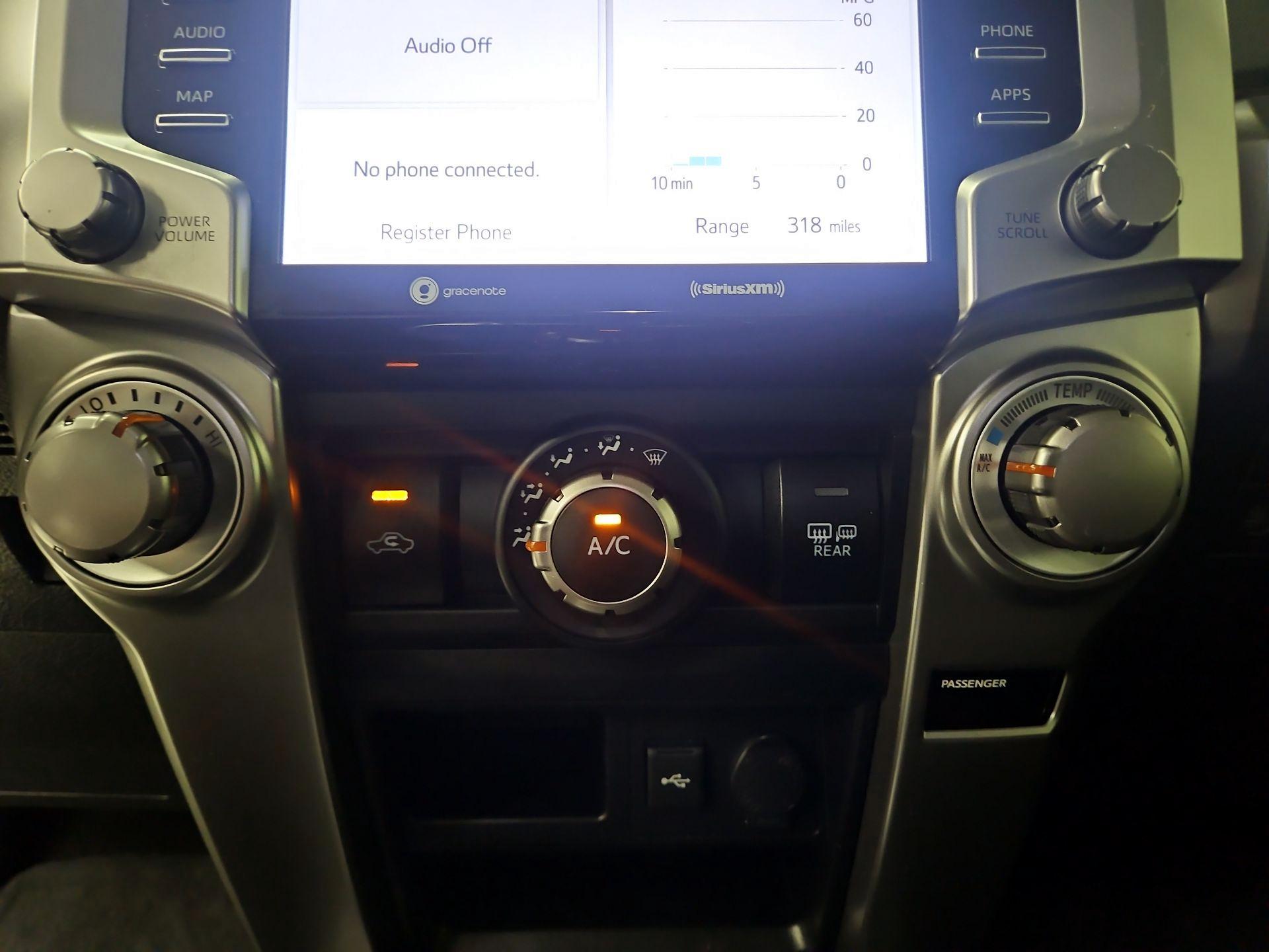 Thumbnail: 2023 Toyota 4Runner - 16