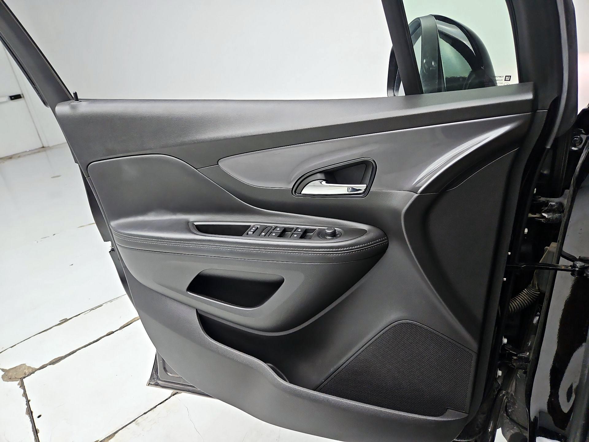 Thumbnail: 2022 Buick Encore - 12