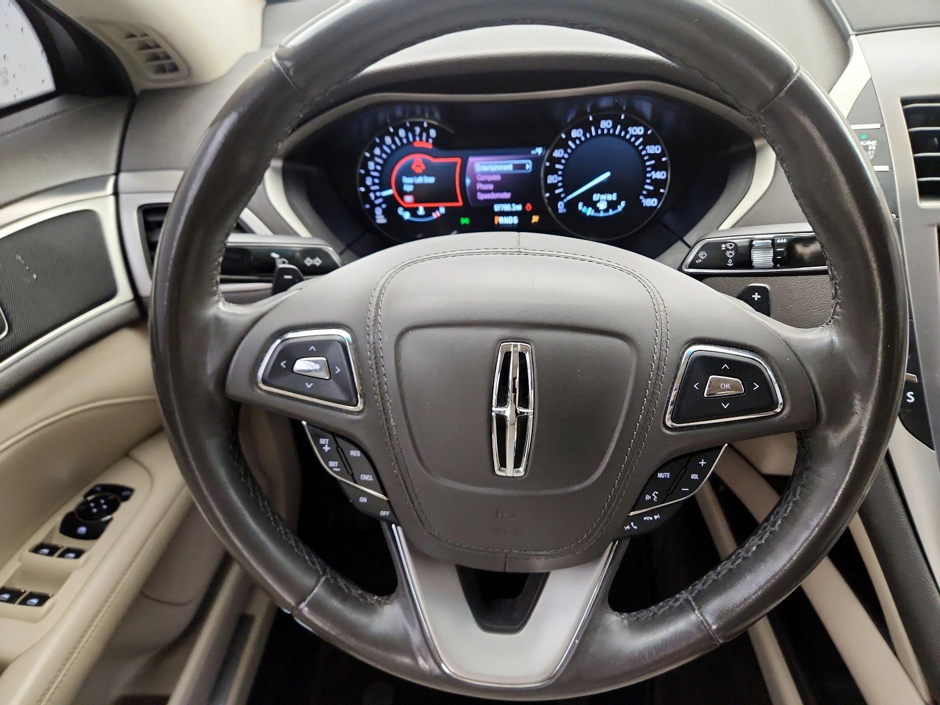 Thumbnail: 2018 Lincoln MKZ - 10