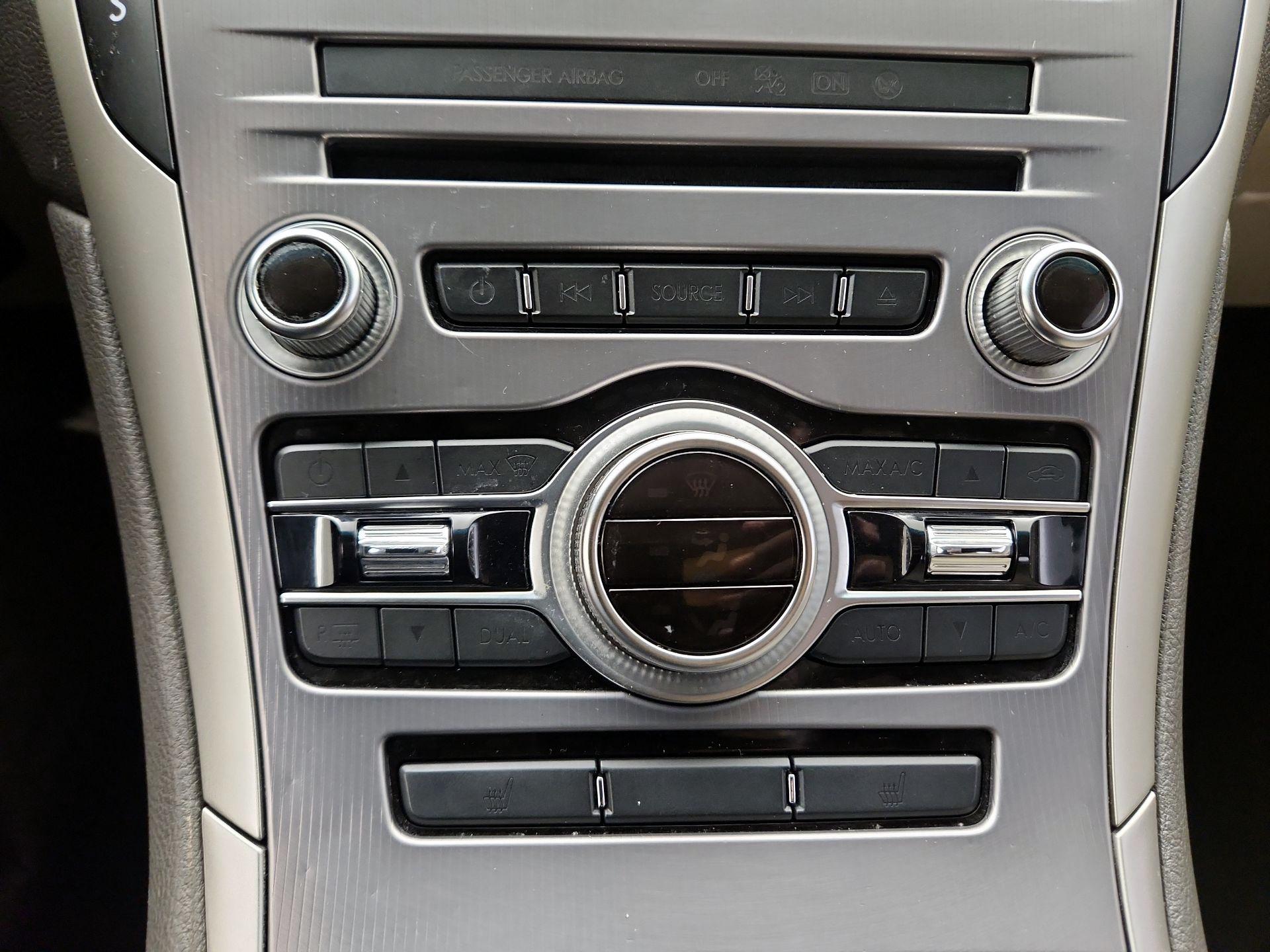 Thumbnail: 2018 Lincoln MKZ - 15