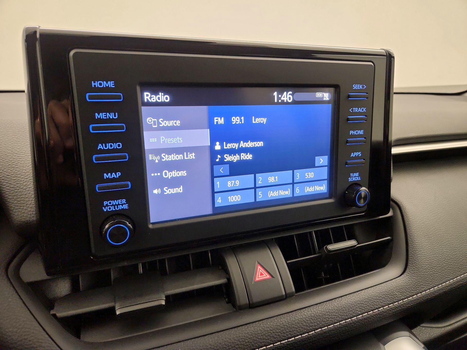 Thumbnail: 2019 Toyota RAV4 - 15