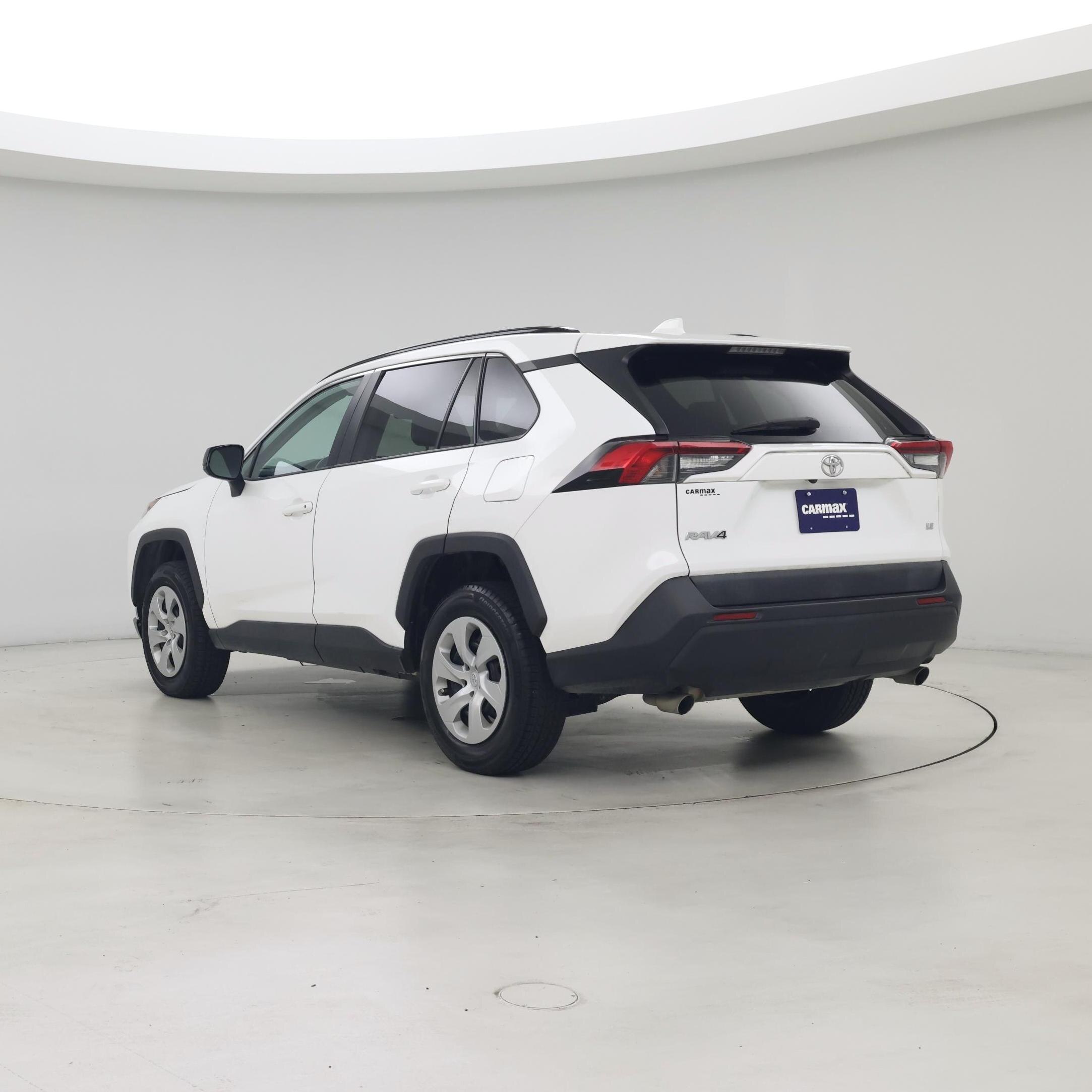 Thumbnail: 2019 Toyota RAV4 - 2