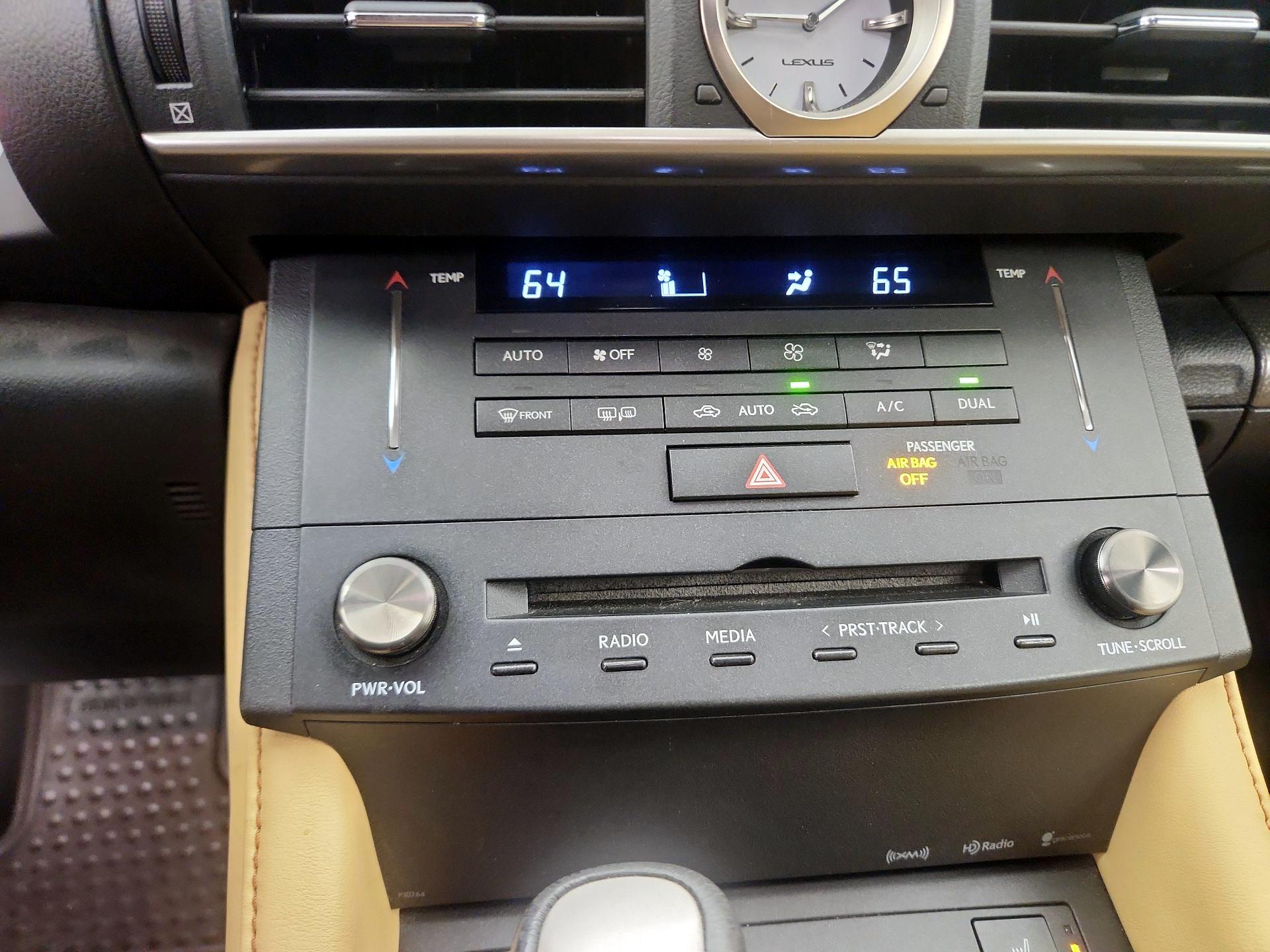 Thumbnail: 2015 Lexus RC - 16