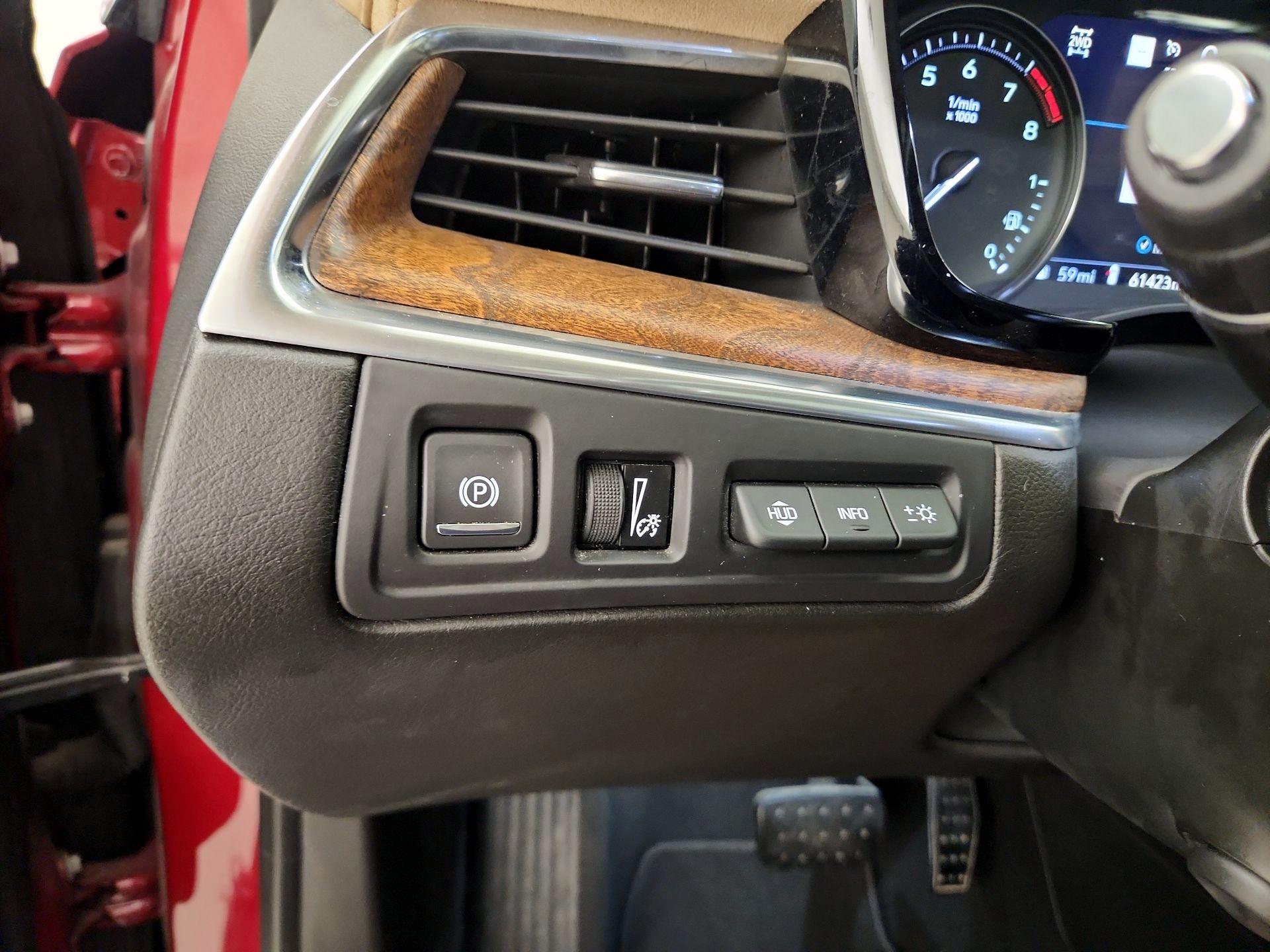 Thumbnail: 2020 Cadillac XT5 - 13