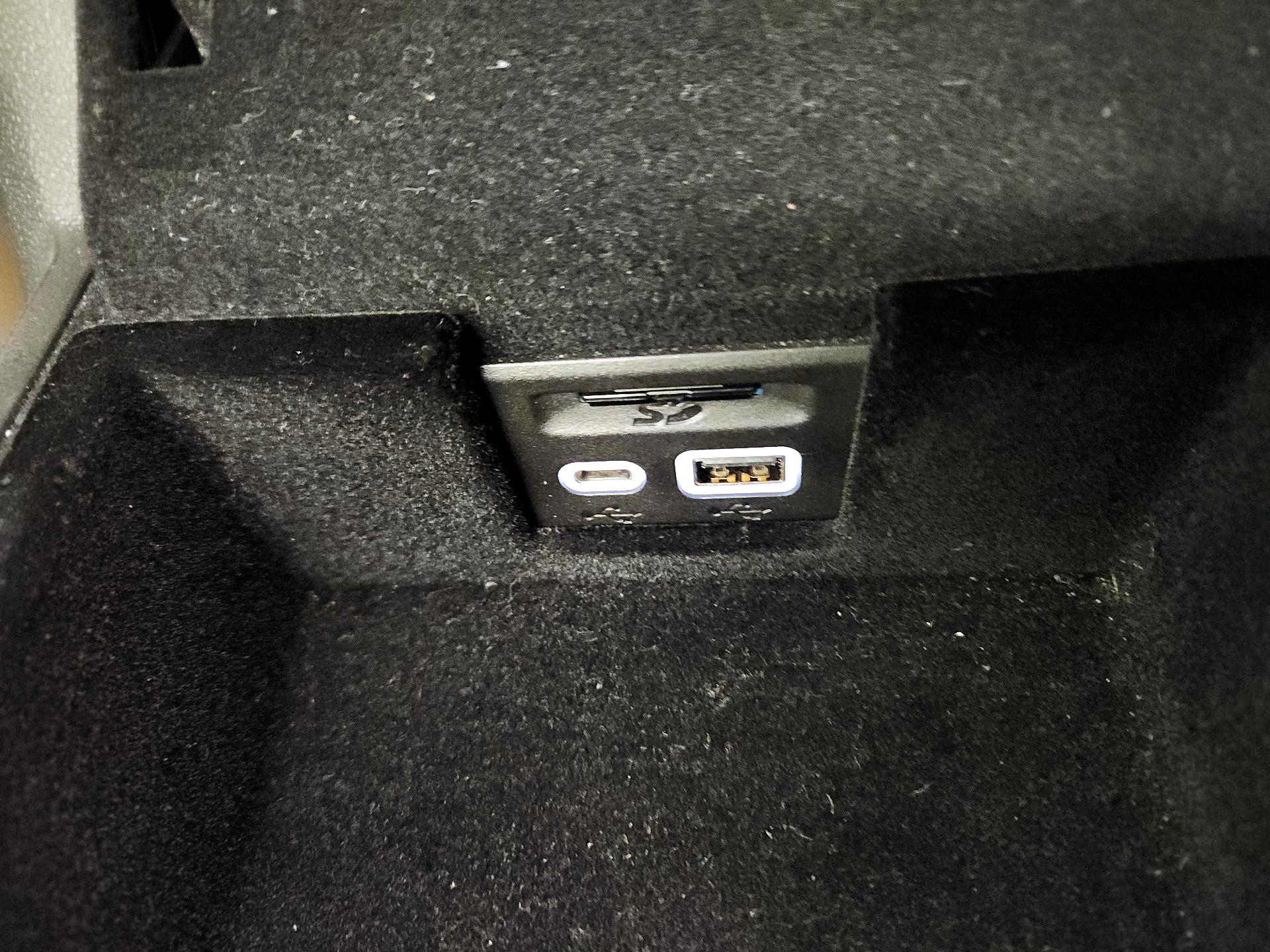 Thumbnail: 2020 Cadillac XT5 - 19